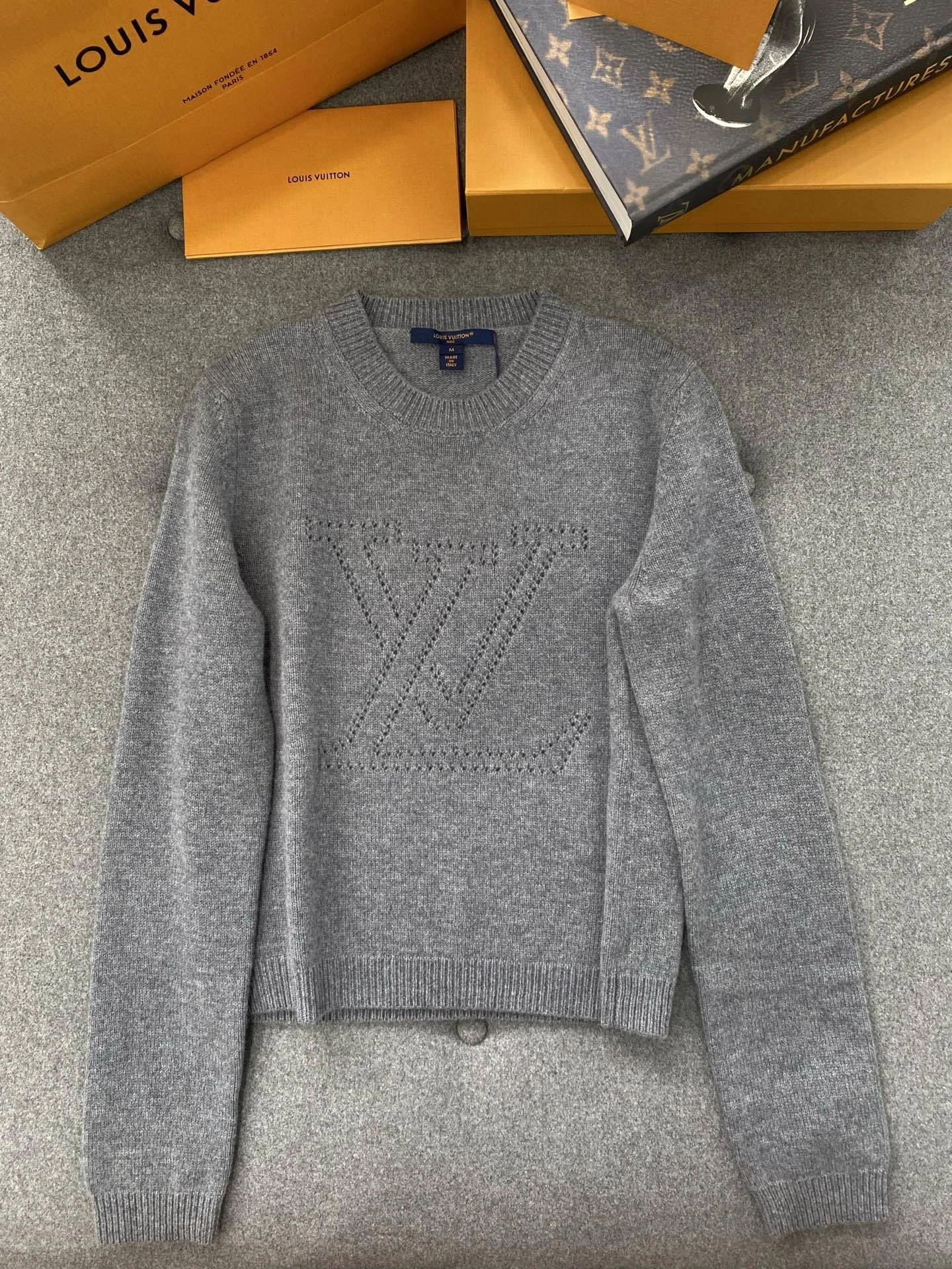Bald Eagle-- 8V high quality version cashmere wool item: E-F801I2943H