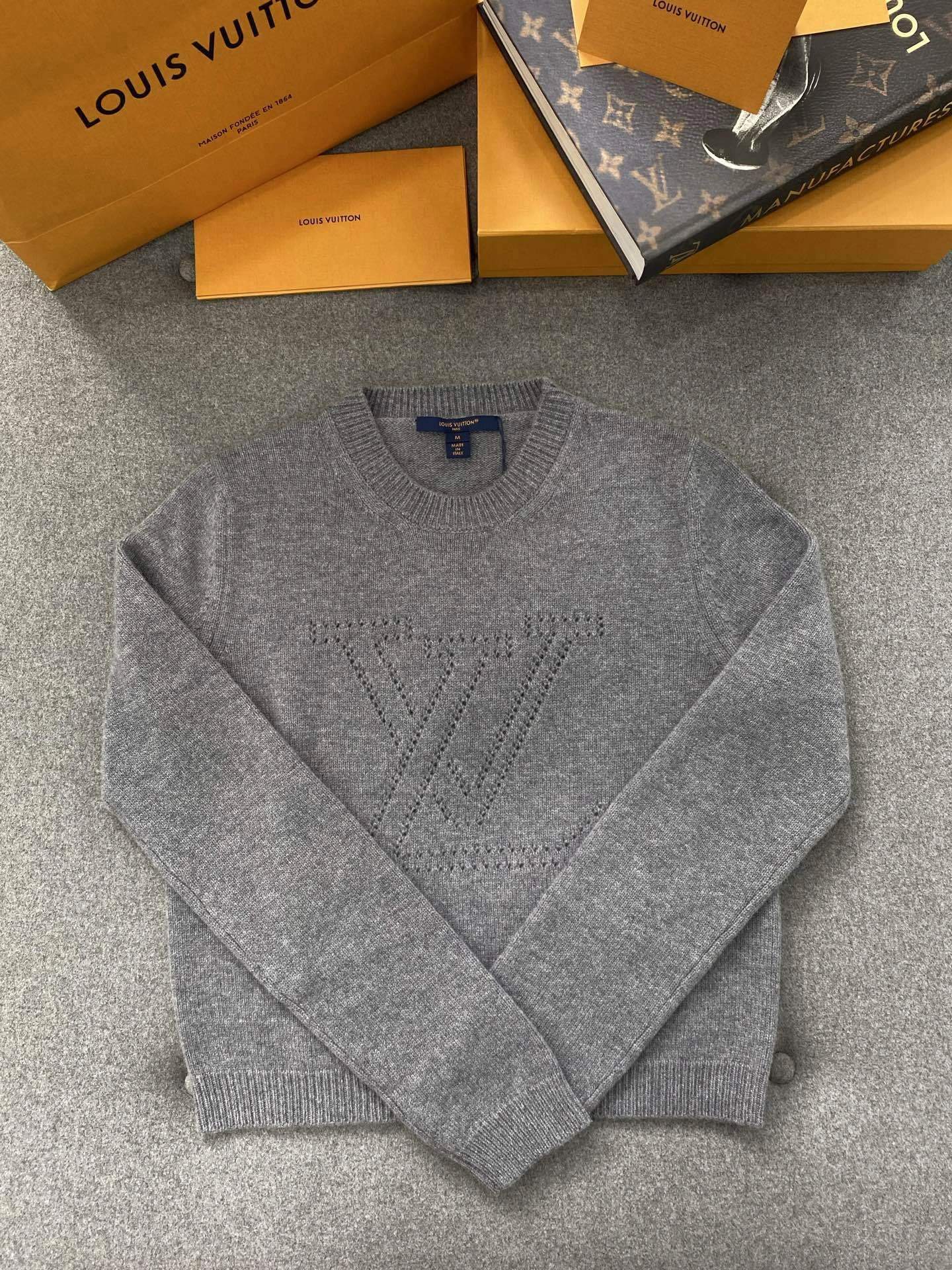 Bald Eagle-- 8V high quality version cashmere wool item: E-F801I2943H