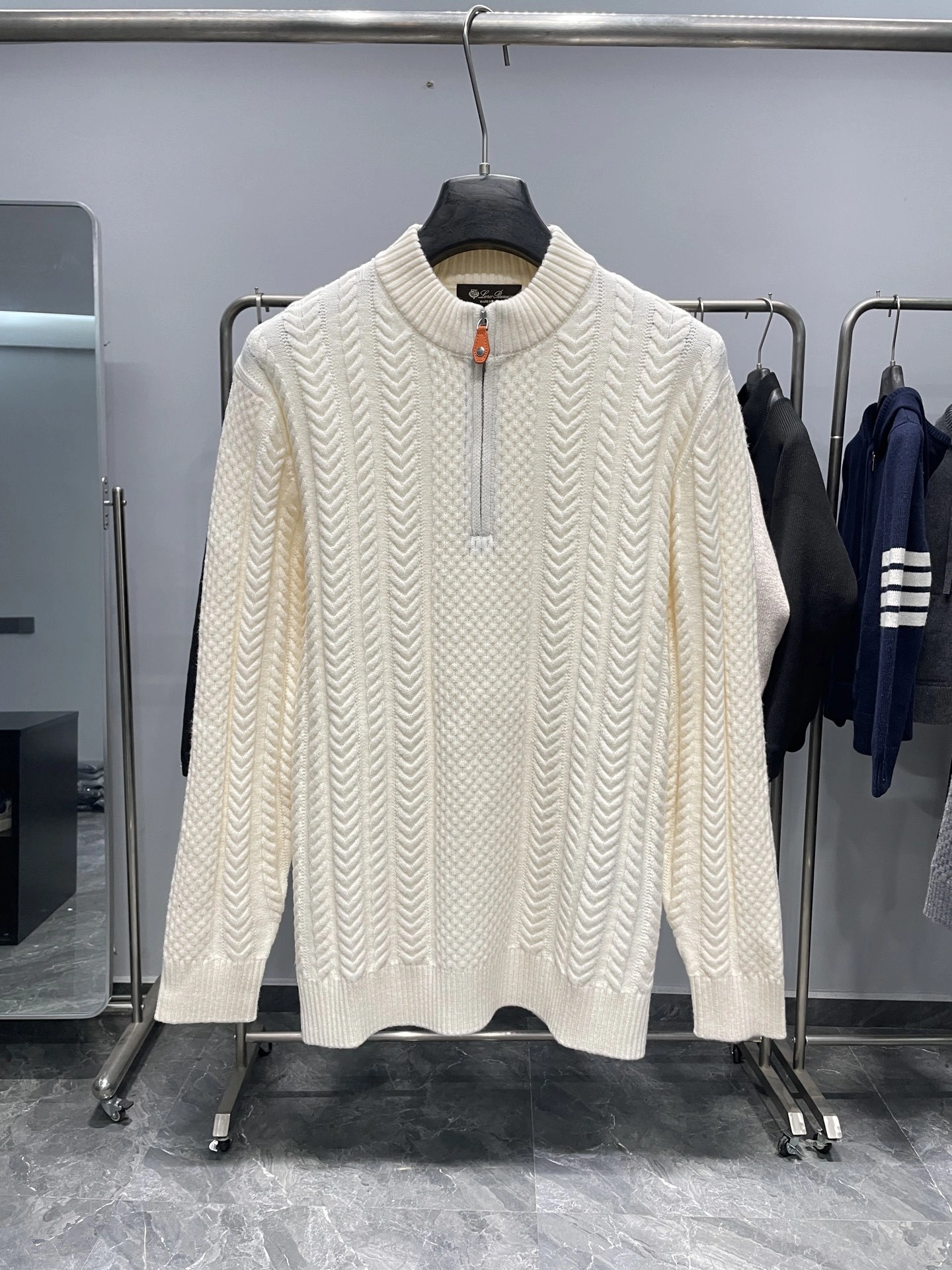 Bald Eagle-- 8oro Pi191 LP high quality version wool 2Colour item:E-F360K1801-2