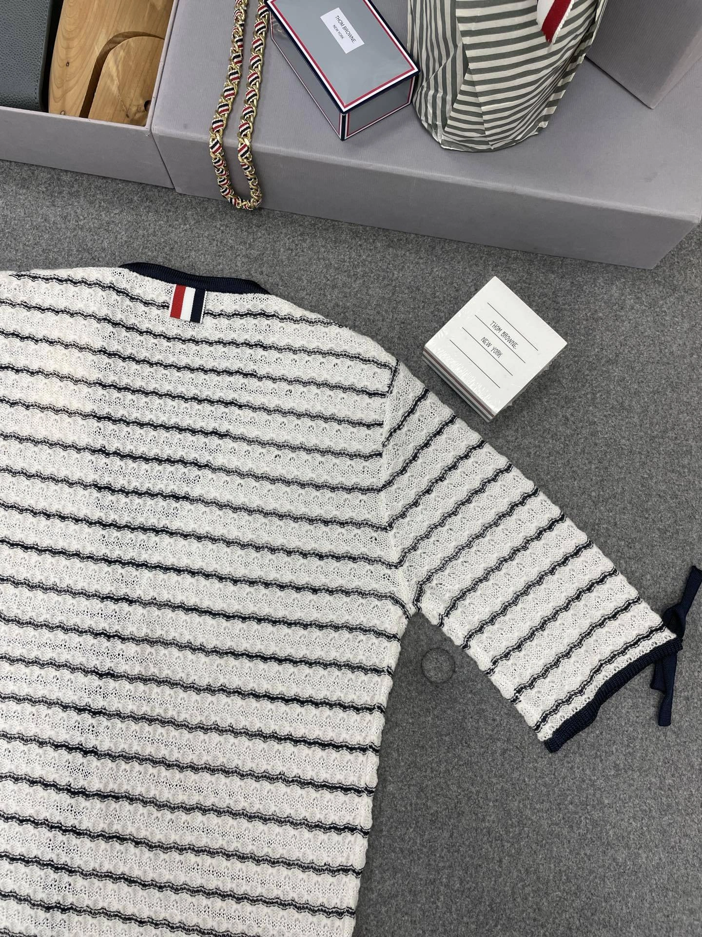 Bald Eagle- 2row95 cashmere mulberry silk item:E-F801F1201