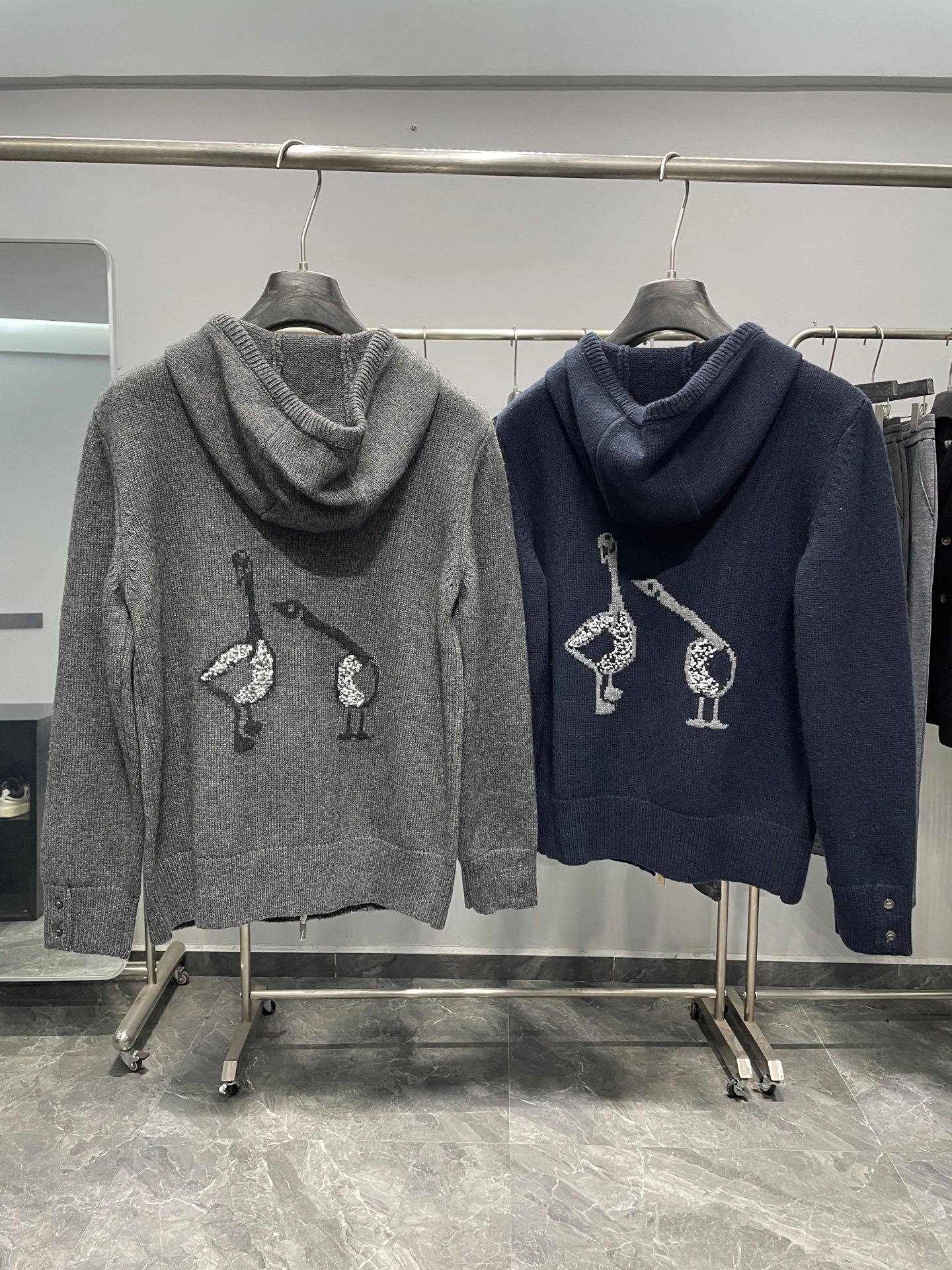 Bald Eagle- 2row95 wool 2colour item:E-F360K0323-2