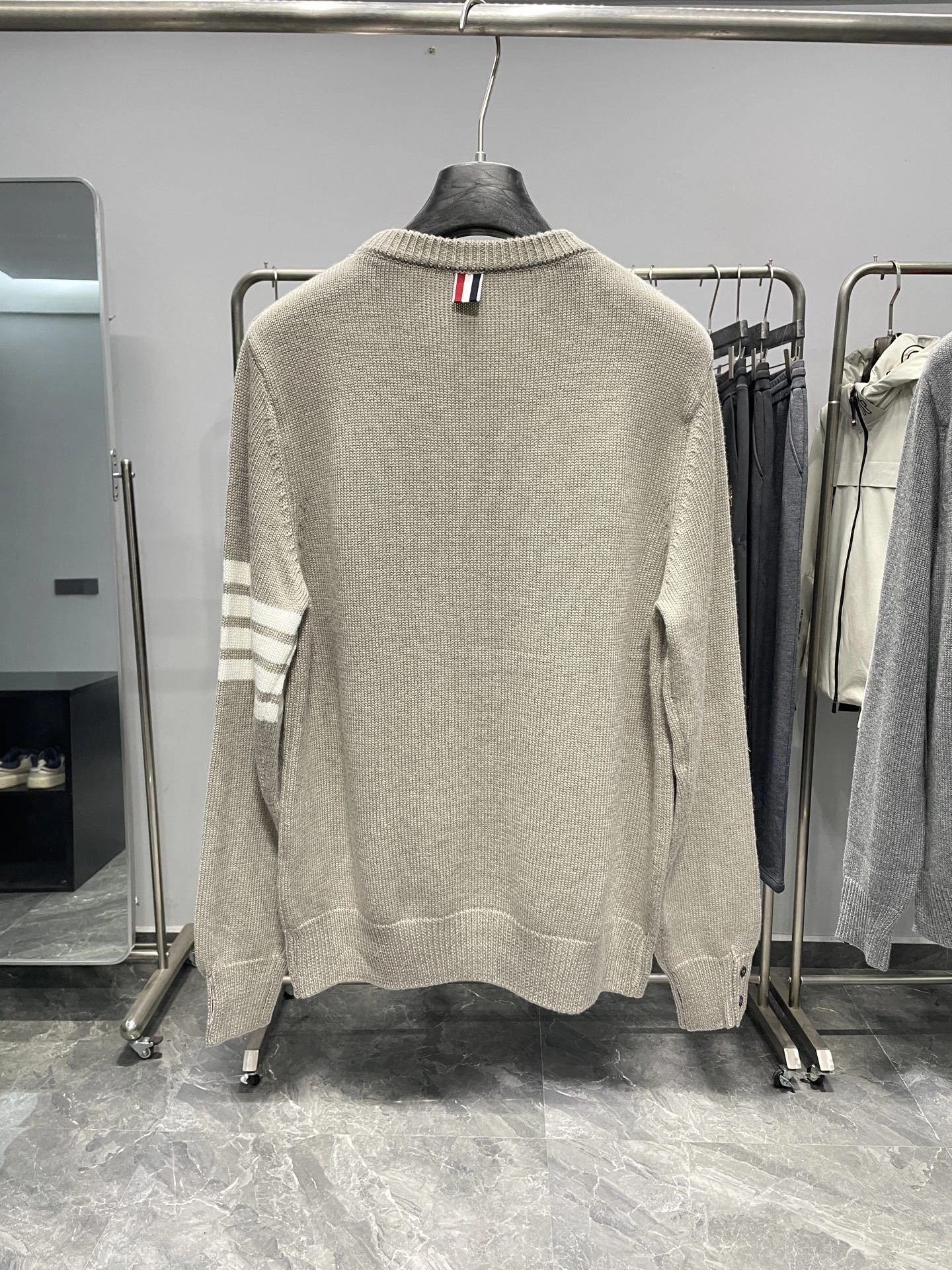 Bald Eagle- 2row95 wool oversize 3colour item:E-F360K0324-3