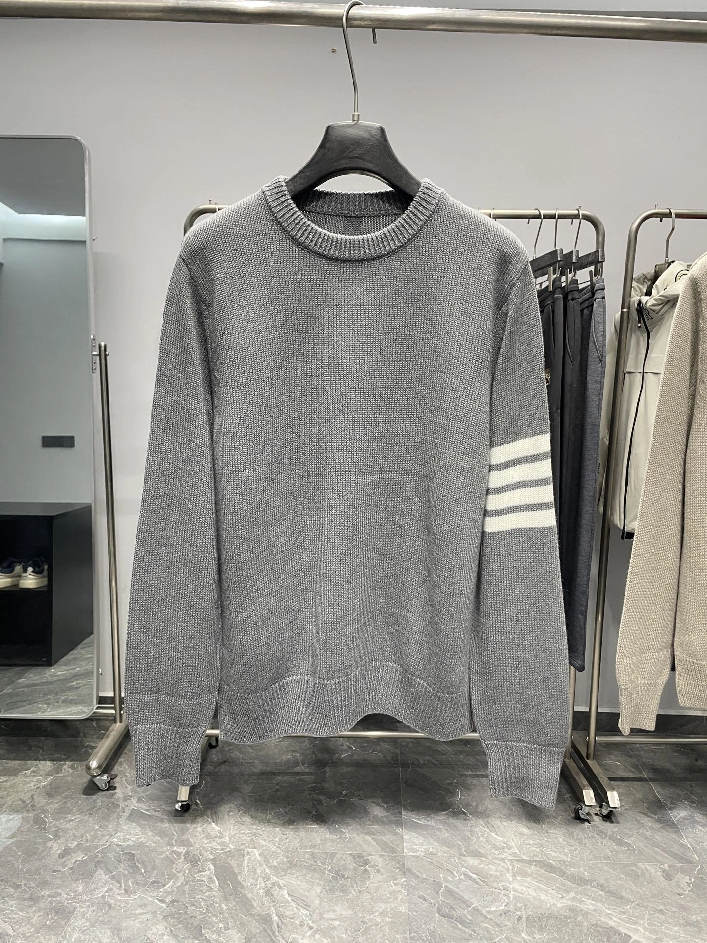 Bald Eagle- 2row95 wool oversize 3colour item:E-F360K0324-3