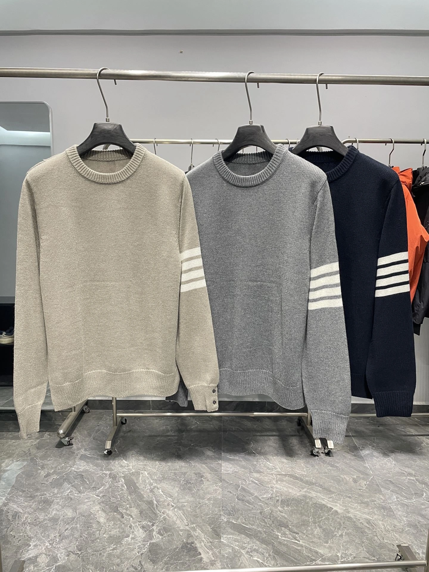 Bald Eagle- 2row95 wool oversize 3colour item:E-F360K0324-3