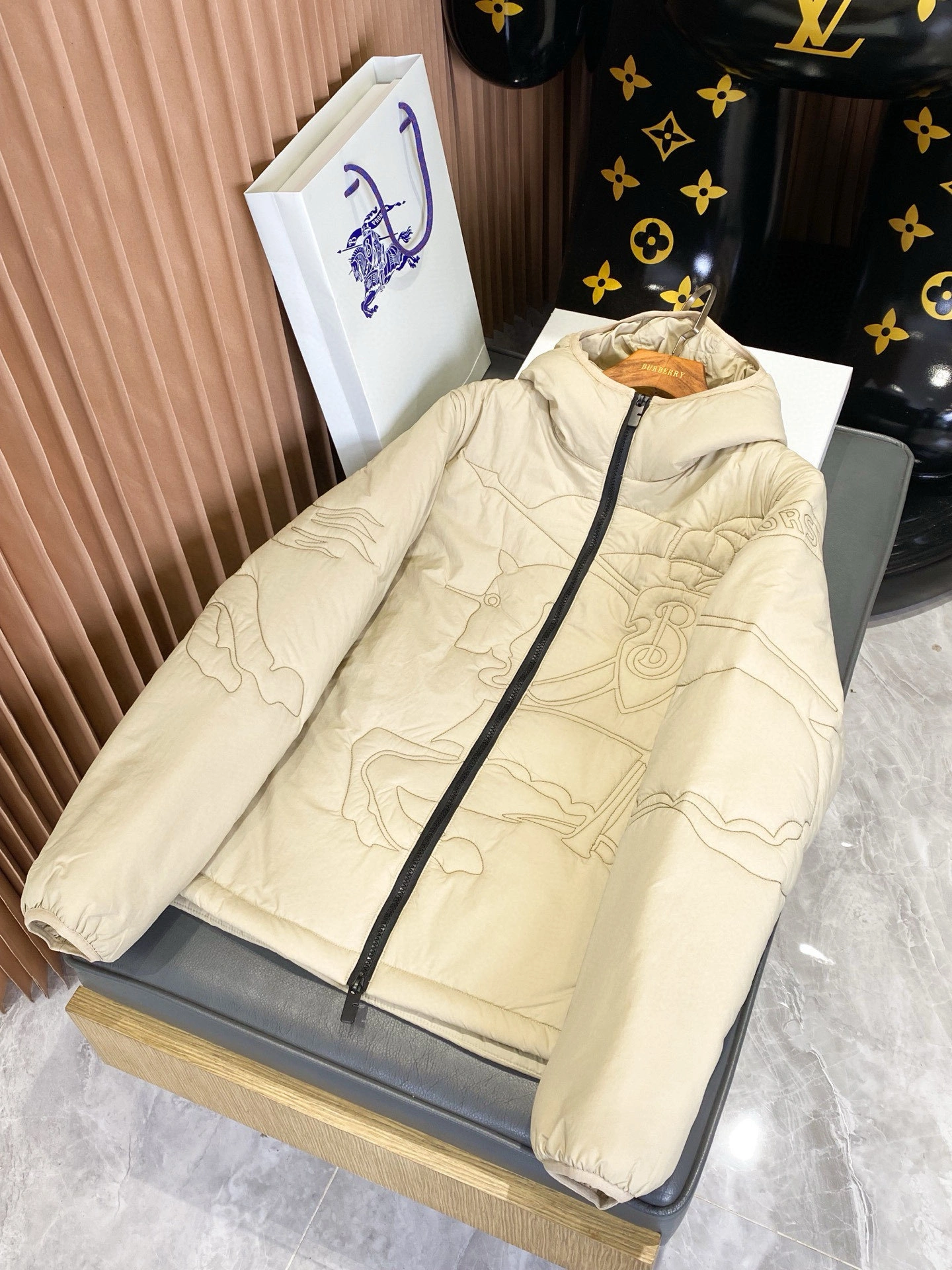 Bald Eagle- 2ur25rry embroidery item:E-F020K1618H
