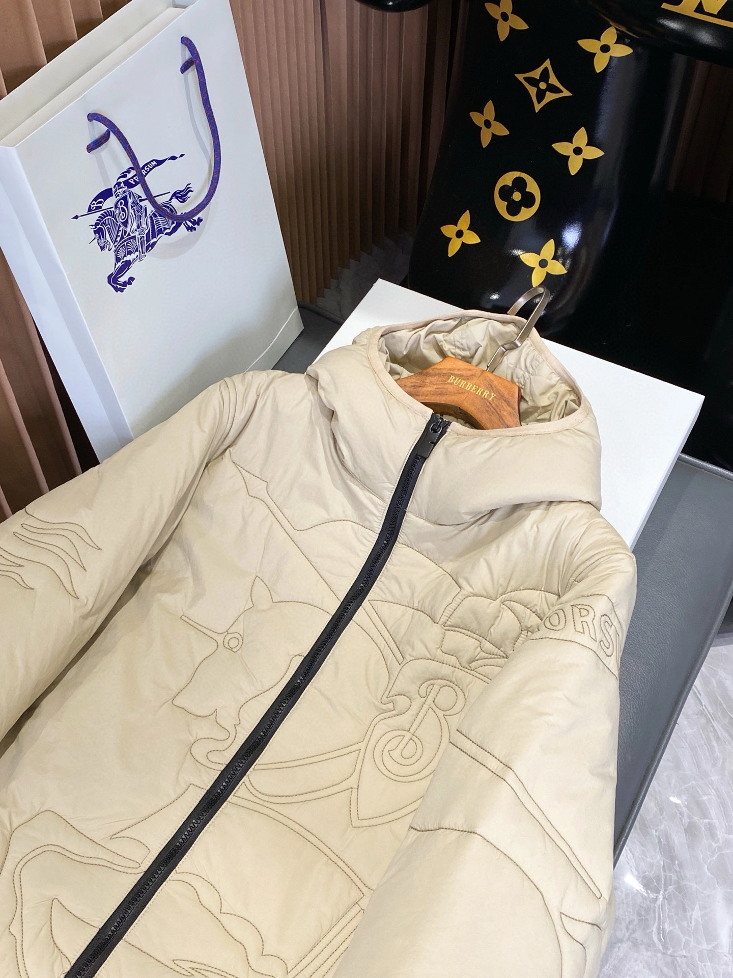 Bald Eagle- 2ur25rry embroidery item:E-F020K1618H