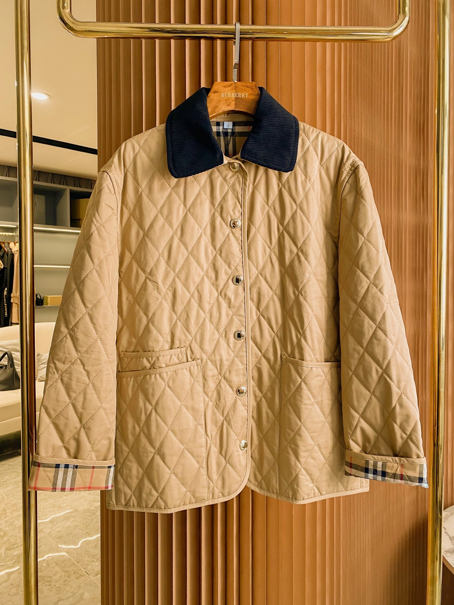 Bald Eagle- 2ur25rry high quality version item:E-F020J2515H