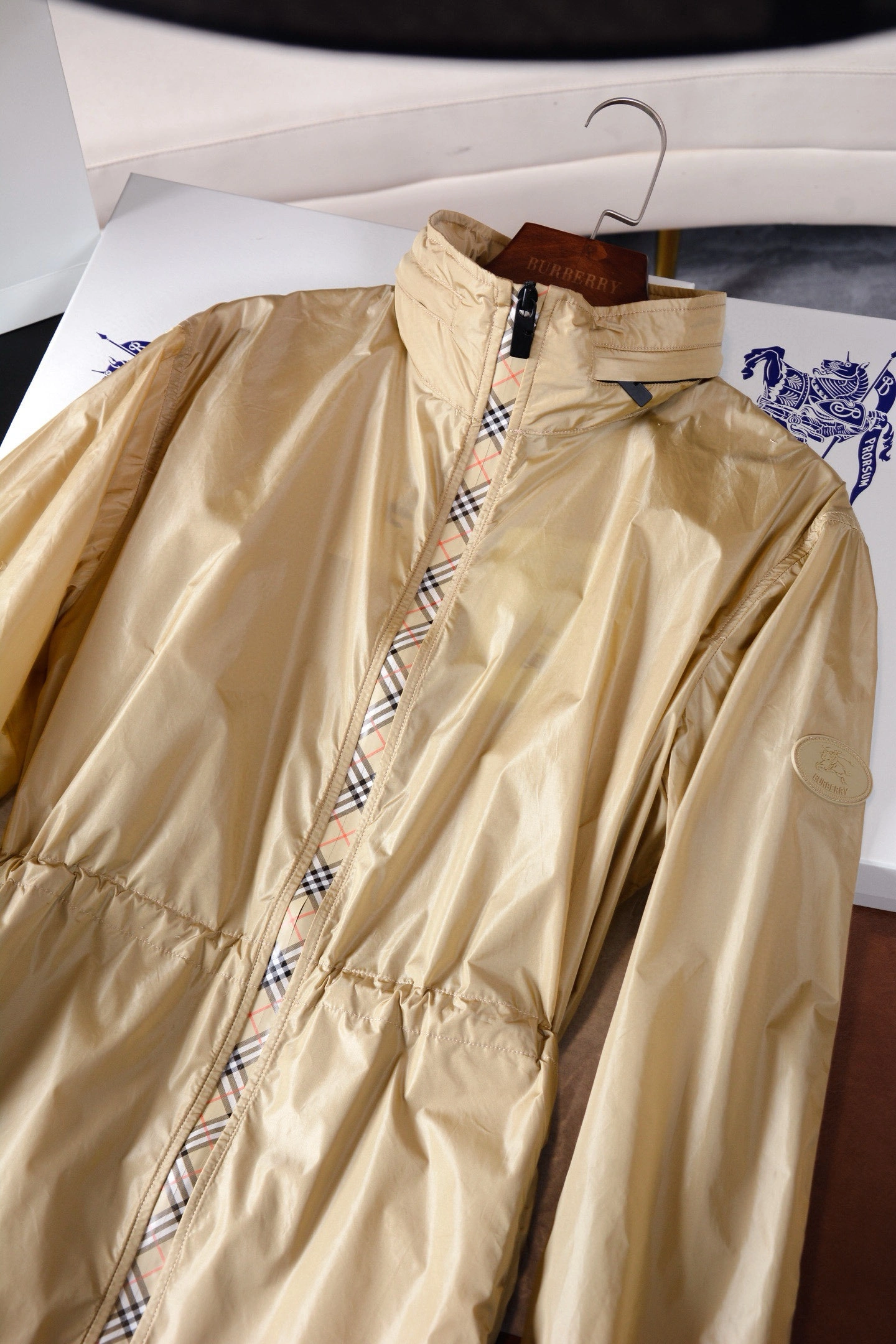 Bald Eagle- 2ur25rry nylon oversize 2colour item:E-F020J3734-2