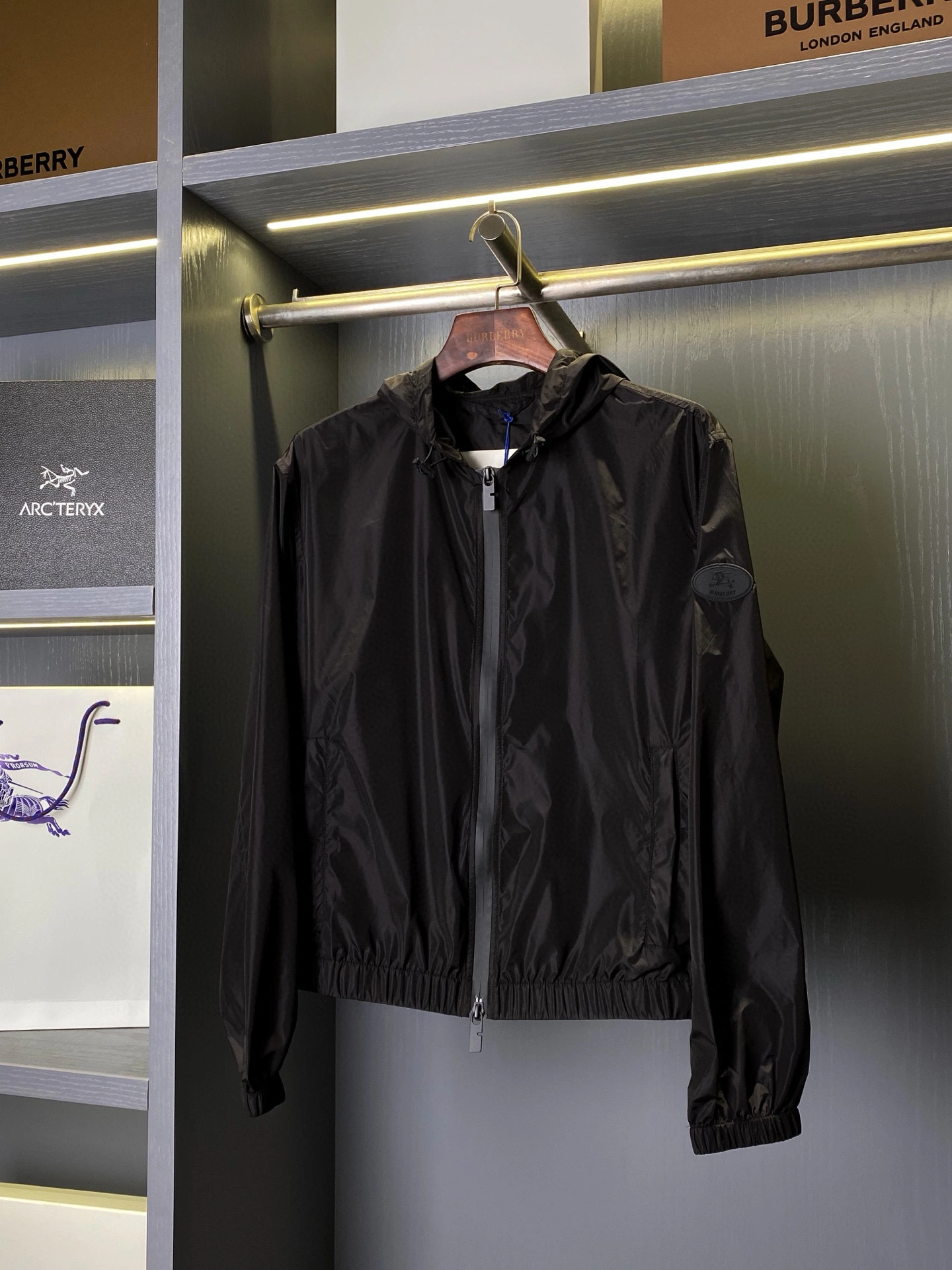 Bald Eagle- 2ur25rry nylon oversize 2colour item:E-F020J3736-2