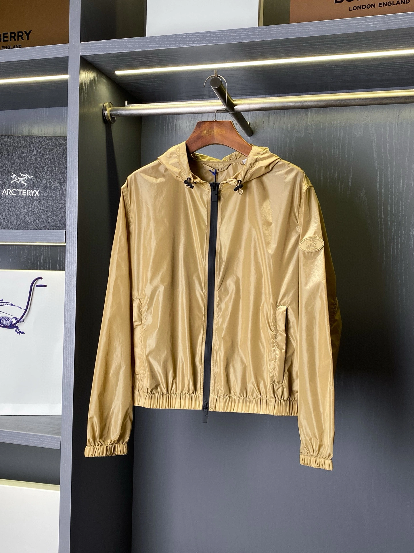 Bald Eagle- 2ur25rry nylon oversize 2colour item:E-F020J3736-2