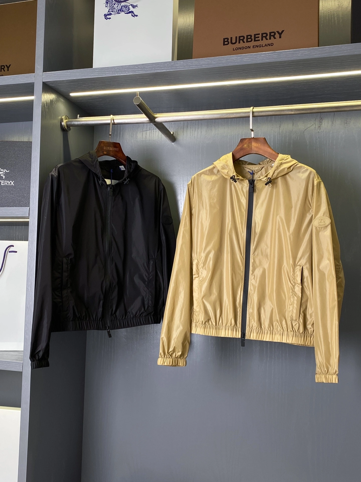 Bald Eagle- 2ur25rry nylon oversize 2colour item:E-F020J3736-2