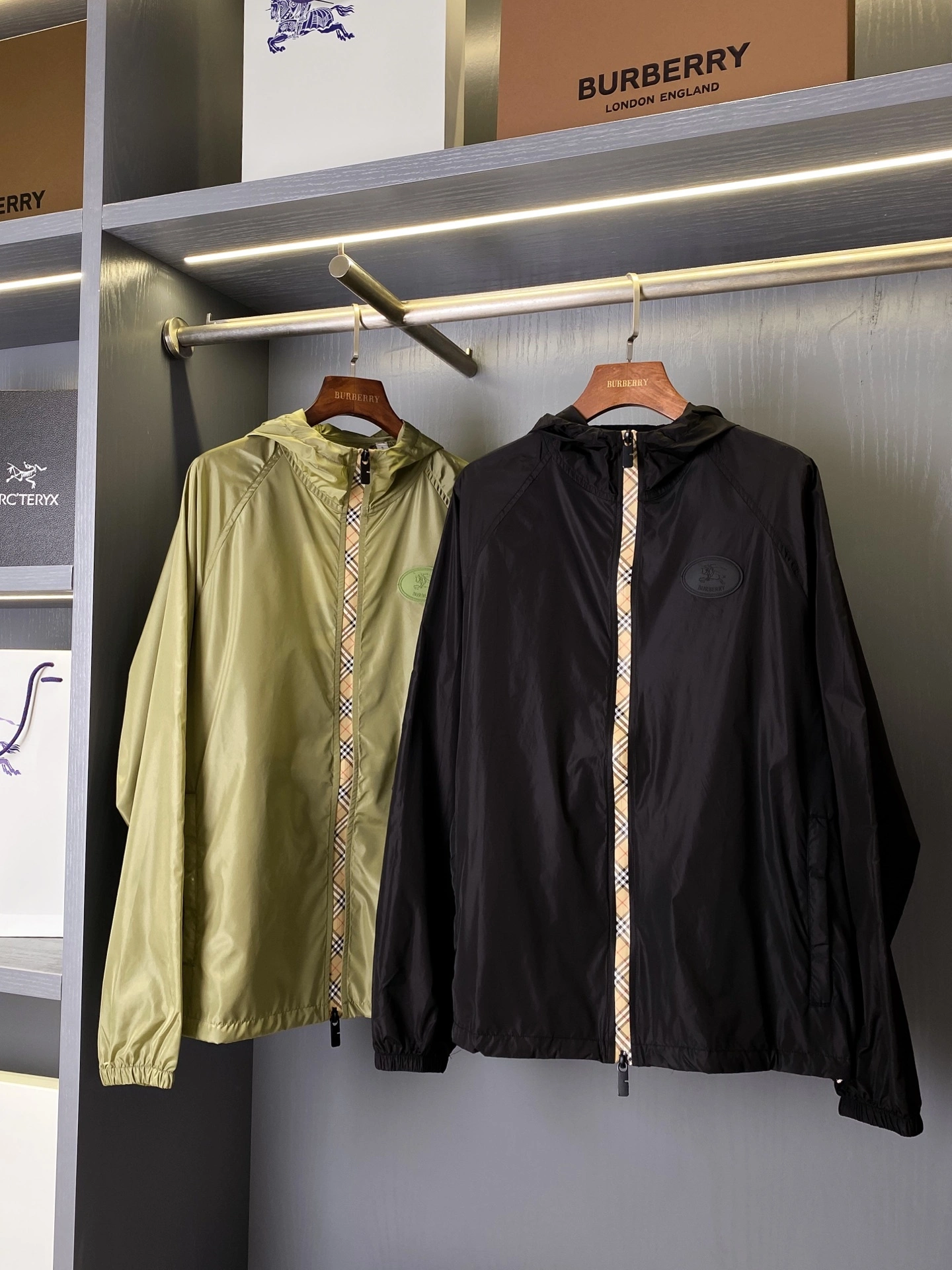 Bald Eagle- 2ur25rry nylon oversize 2colour item:E-F020J3737-2