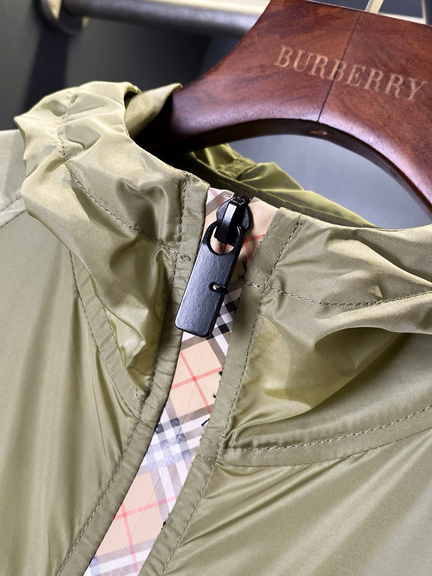Bald Eagle- 2ur25rry nylon oversize 2colour item:E-F020J3737-2