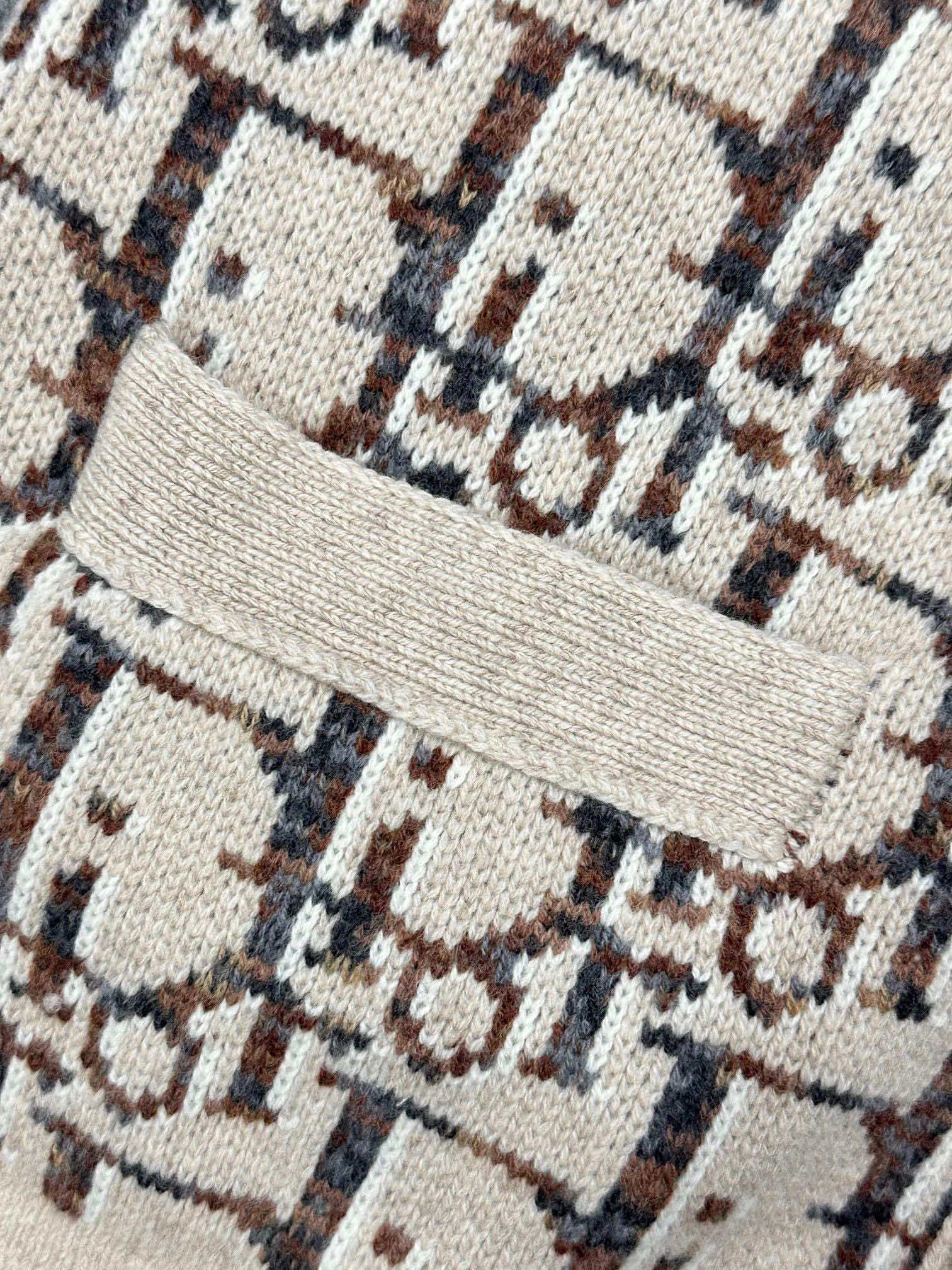 Bald Eagle--4ior wool item: D-F801D1131