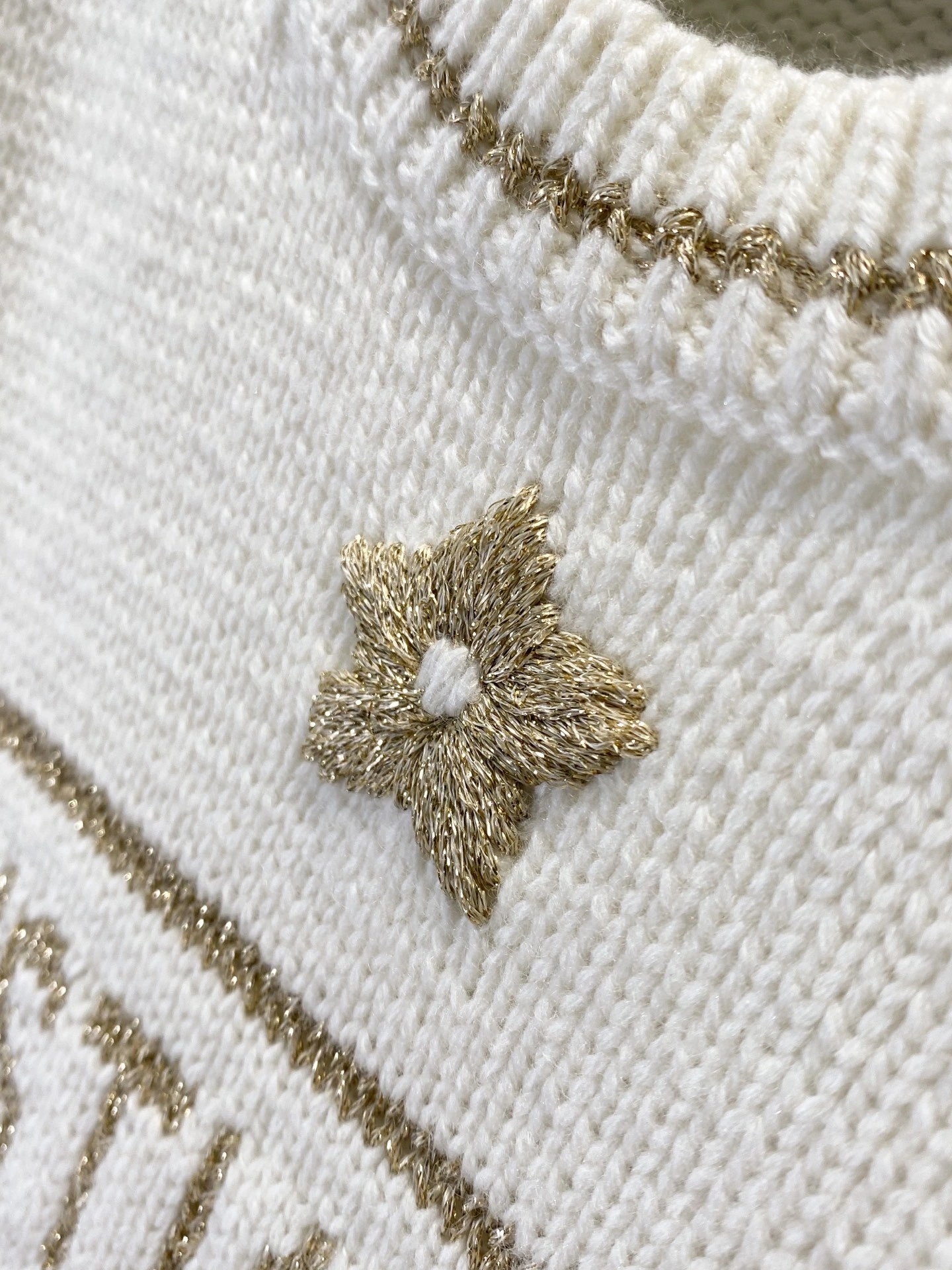 Bald Eagle- 4ior wool item:E-F020J3731