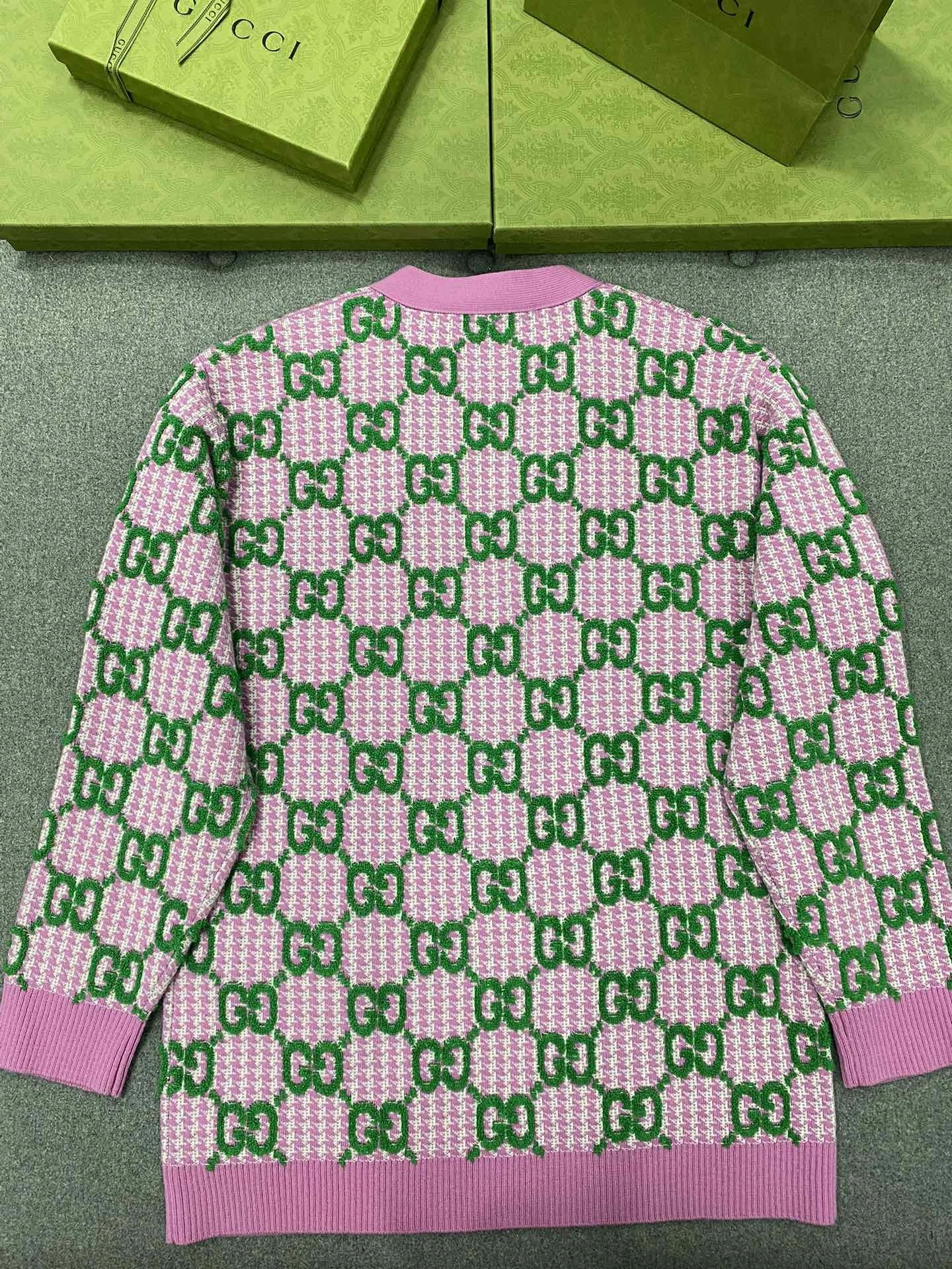 Bald Eagle--6U33I wool item: D-F801D1139