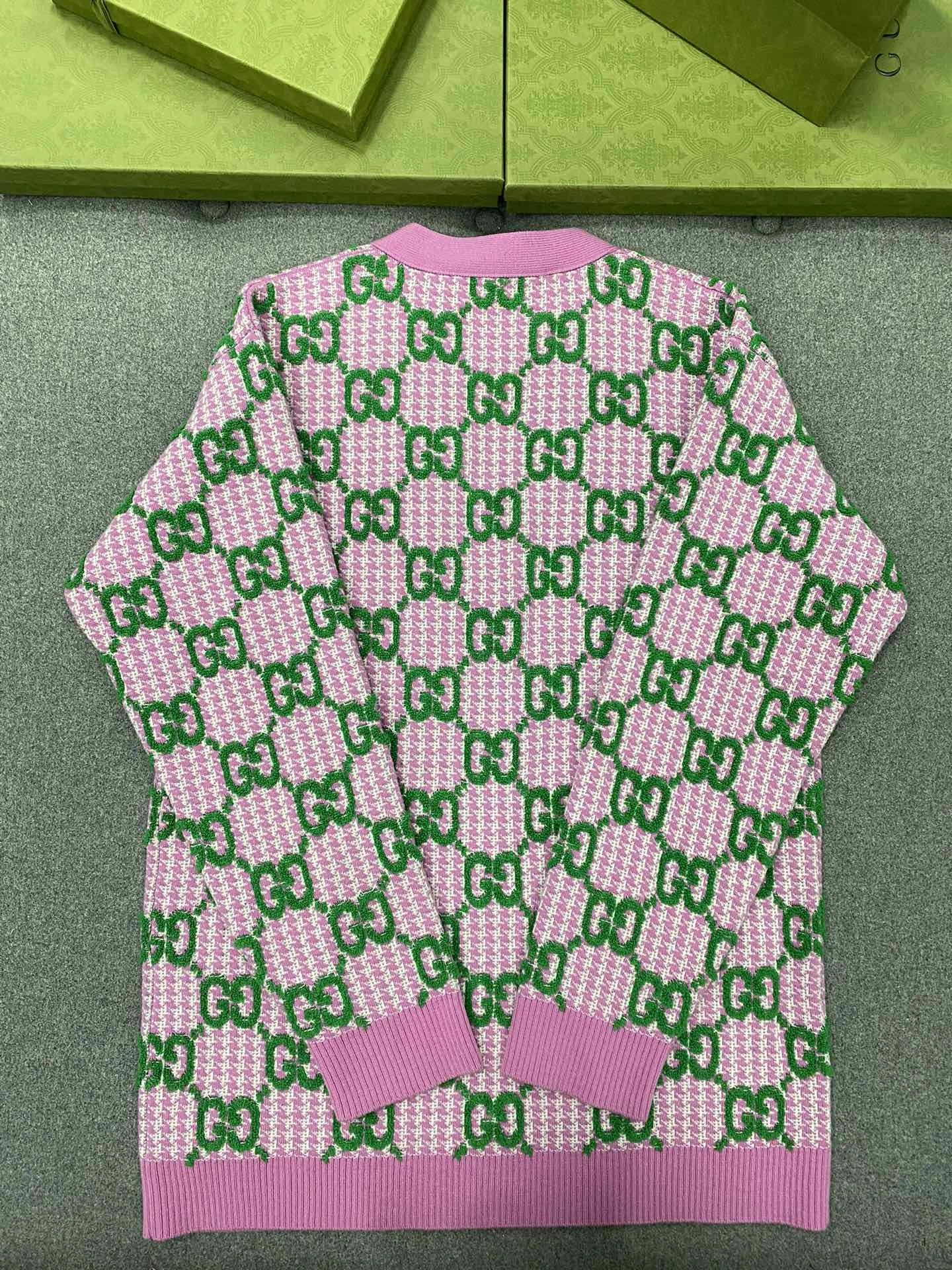 Bald Eagle--6U33I wool item: D-F801D1139