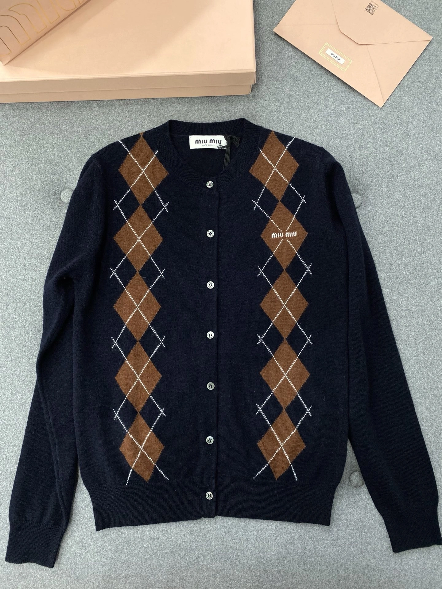 Bald Eagle- 7iu7iu high quality version cashmere item:E-F801J2529H