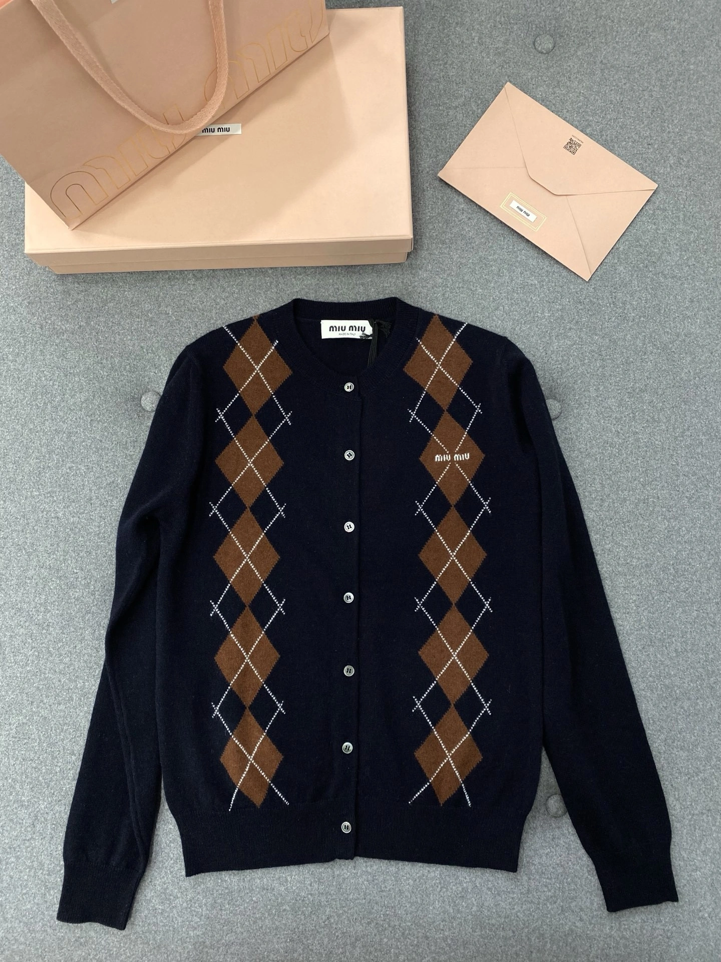 Bald Eagle- 7iu7iu high quality version cashmere item:E-F801J2529H