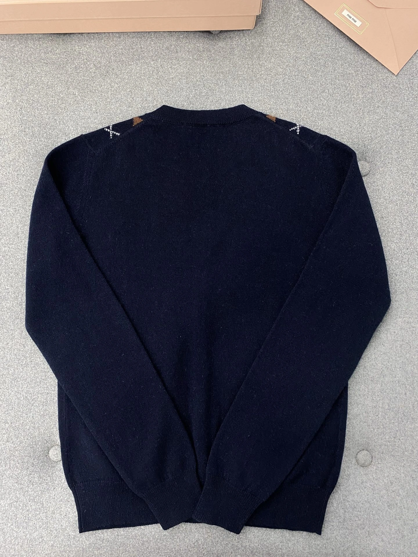 Bald Eagle- 7iu7iu high quality version cashmere item:E-F801J2529H