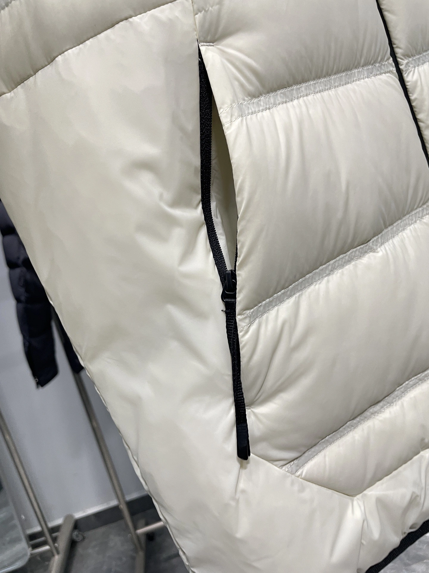 Bald Eagle- 7o9385r Down jacket nylon 2colour item:E-F360K0302-2
