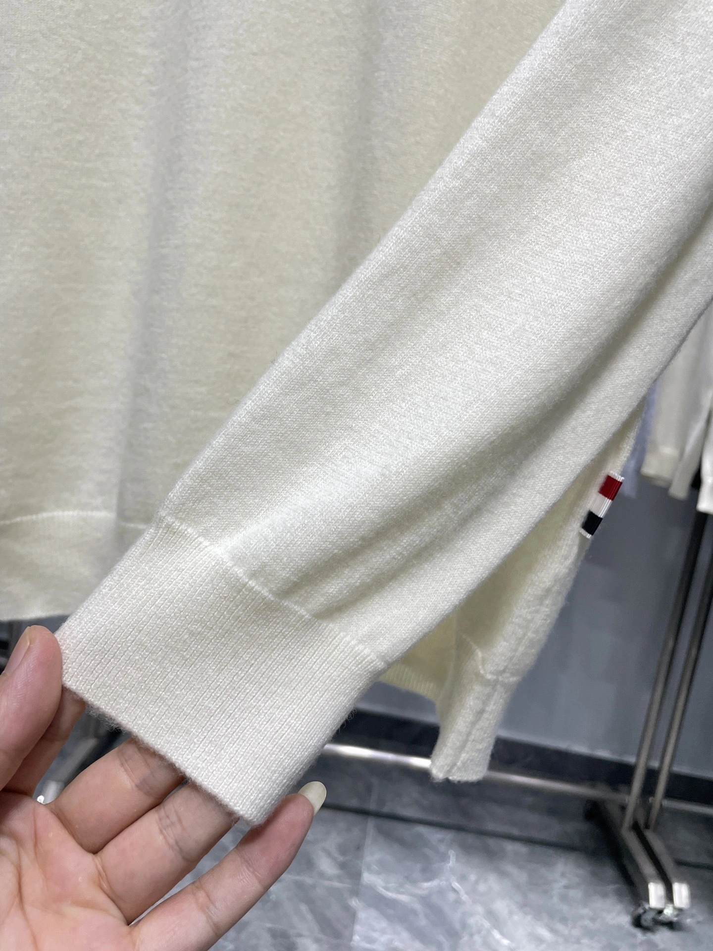 Bald Eagle- 7o9385r high quality version cashmere wool 2Colour item:E-F360K1118-2