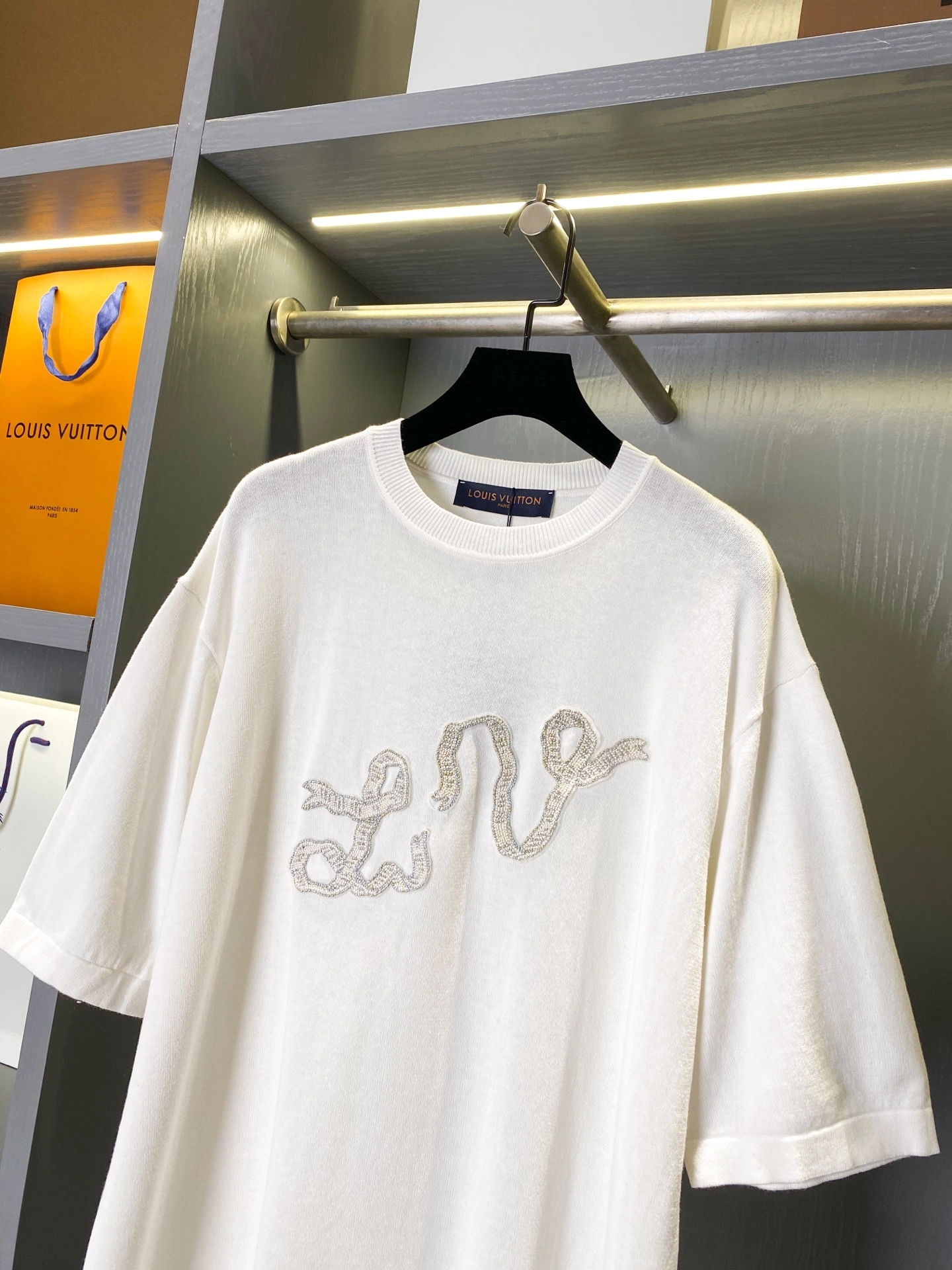Bald Eagle- 8V Cotton embroidery oversize item:E-F020E1803