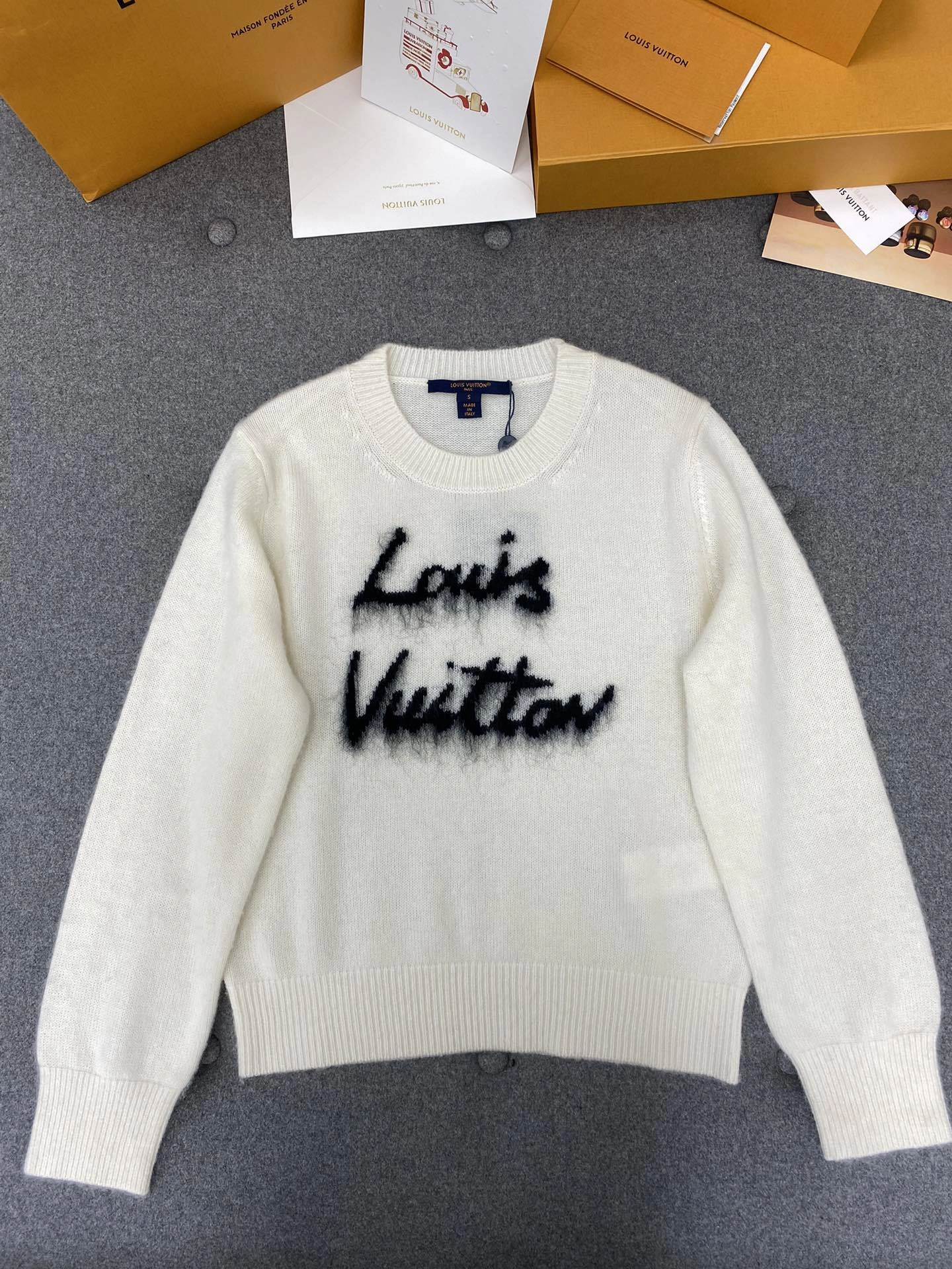 Bald Eagle- 8V cashmere high quality versionmiumiu item:D-F801L0905