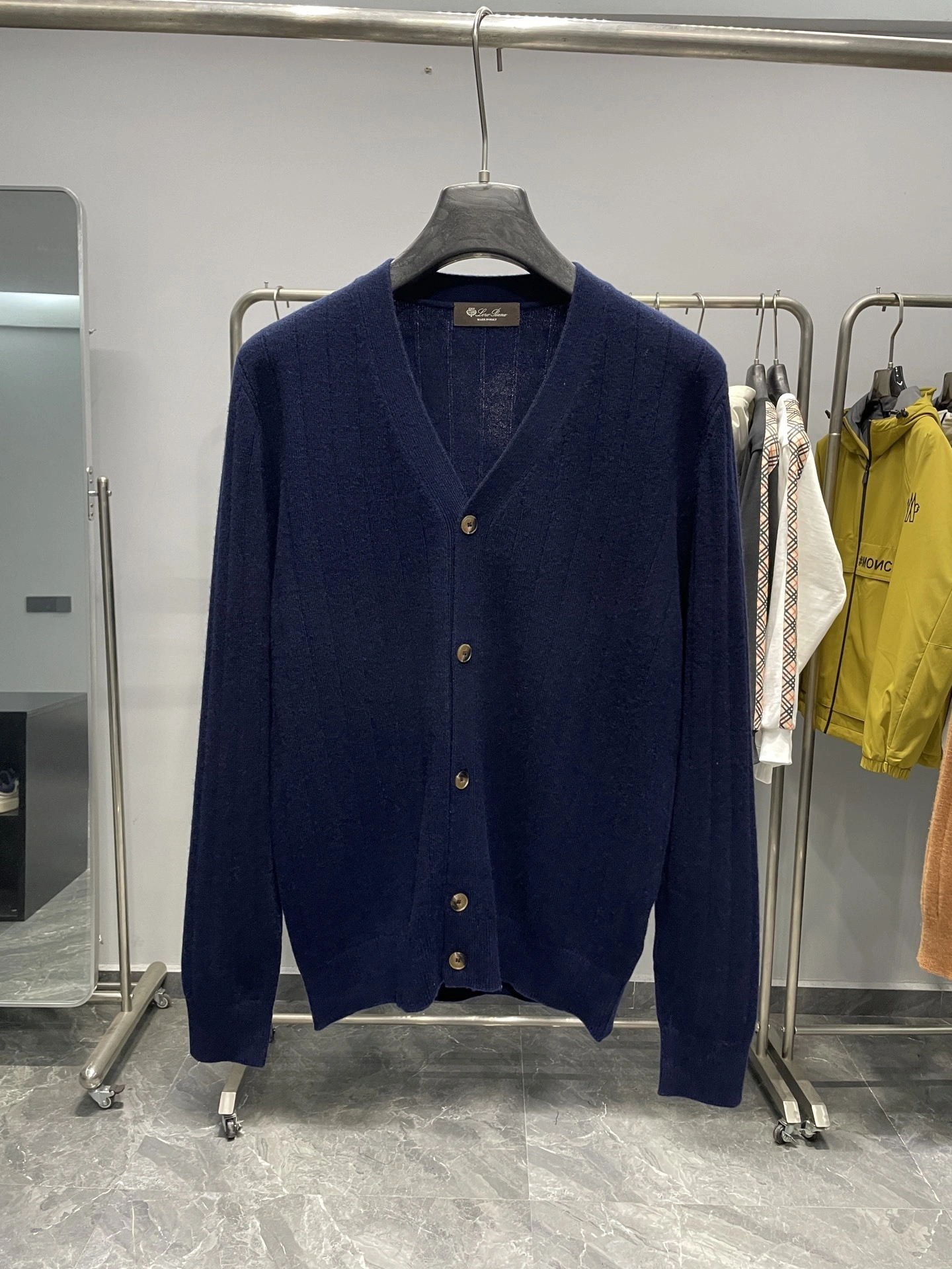 Bald Eagle- 8oro Pi191 high quality version wool 2 Colour item:E-F360K1007-2