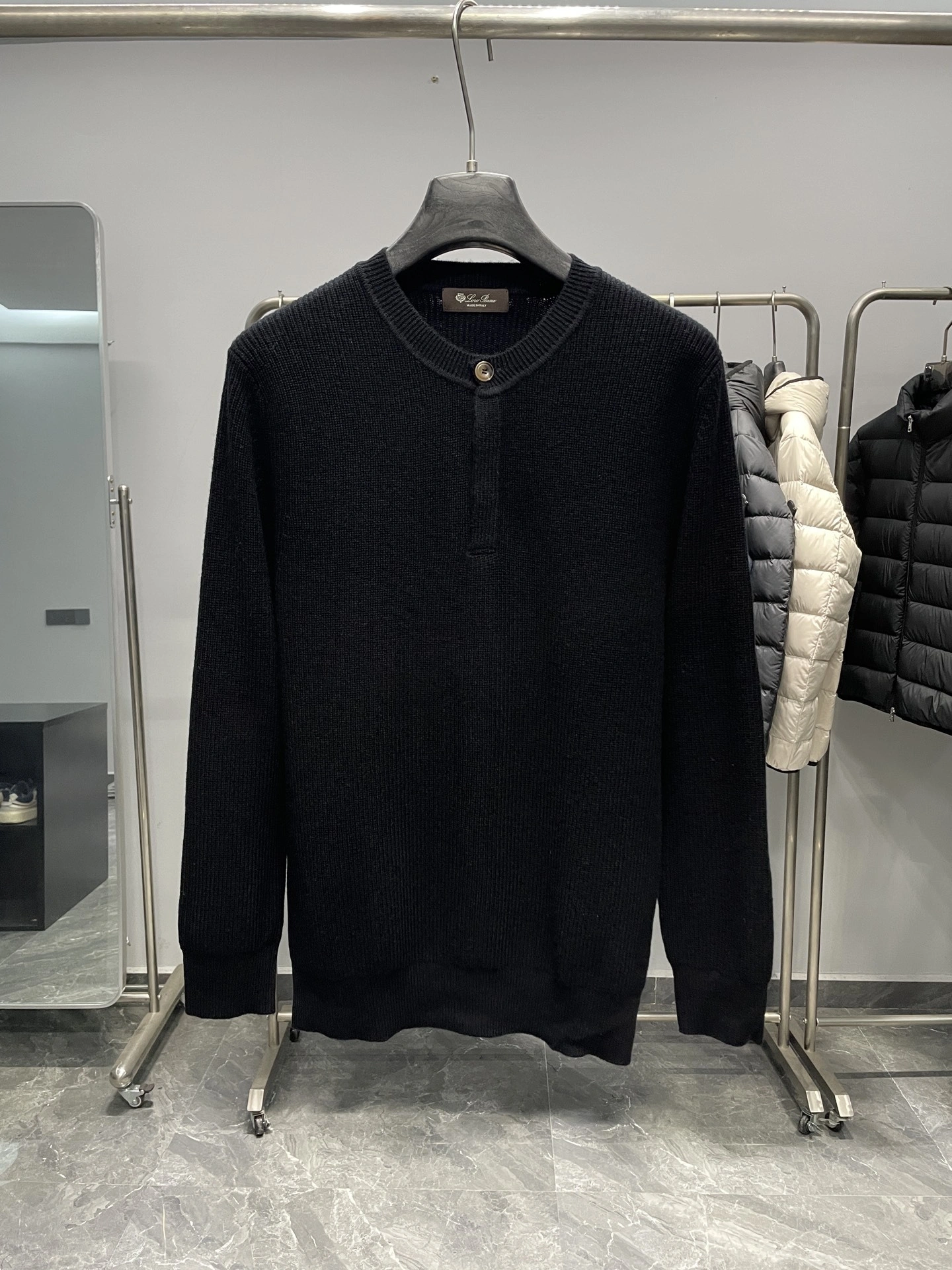 Bald Eagle- 8oro Pi191 wool 2colour item:E-F360K0348-2