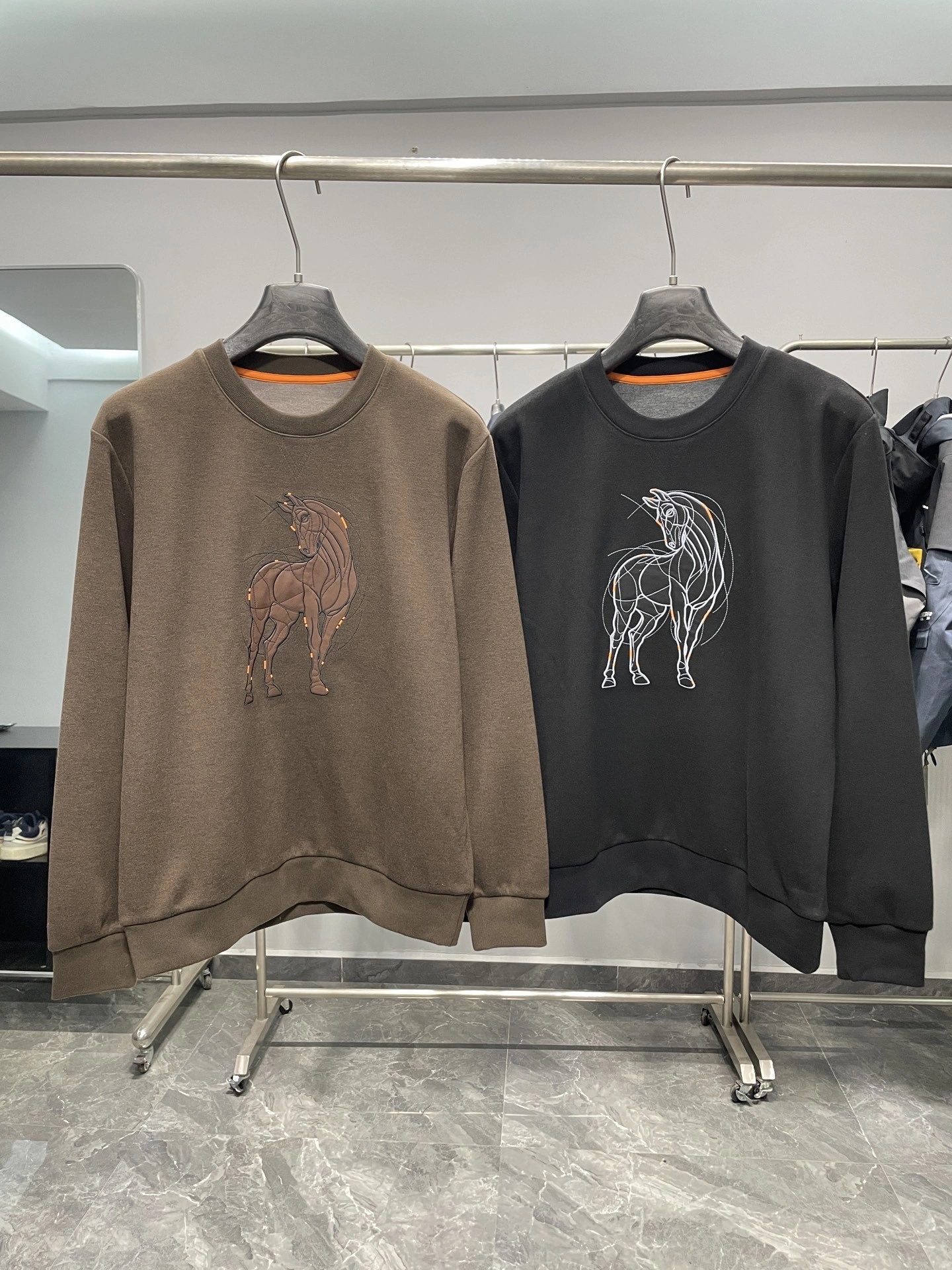 Bald Eagle- H5r75s embroidery Cotton oversize 2colour item:E-F360K0338-2