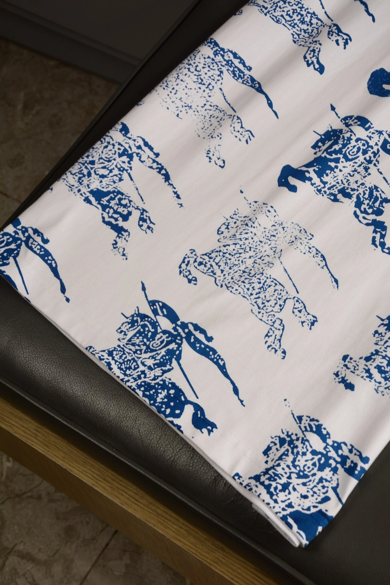 Bald Eagle-cotton oversized item:D-F020D0208