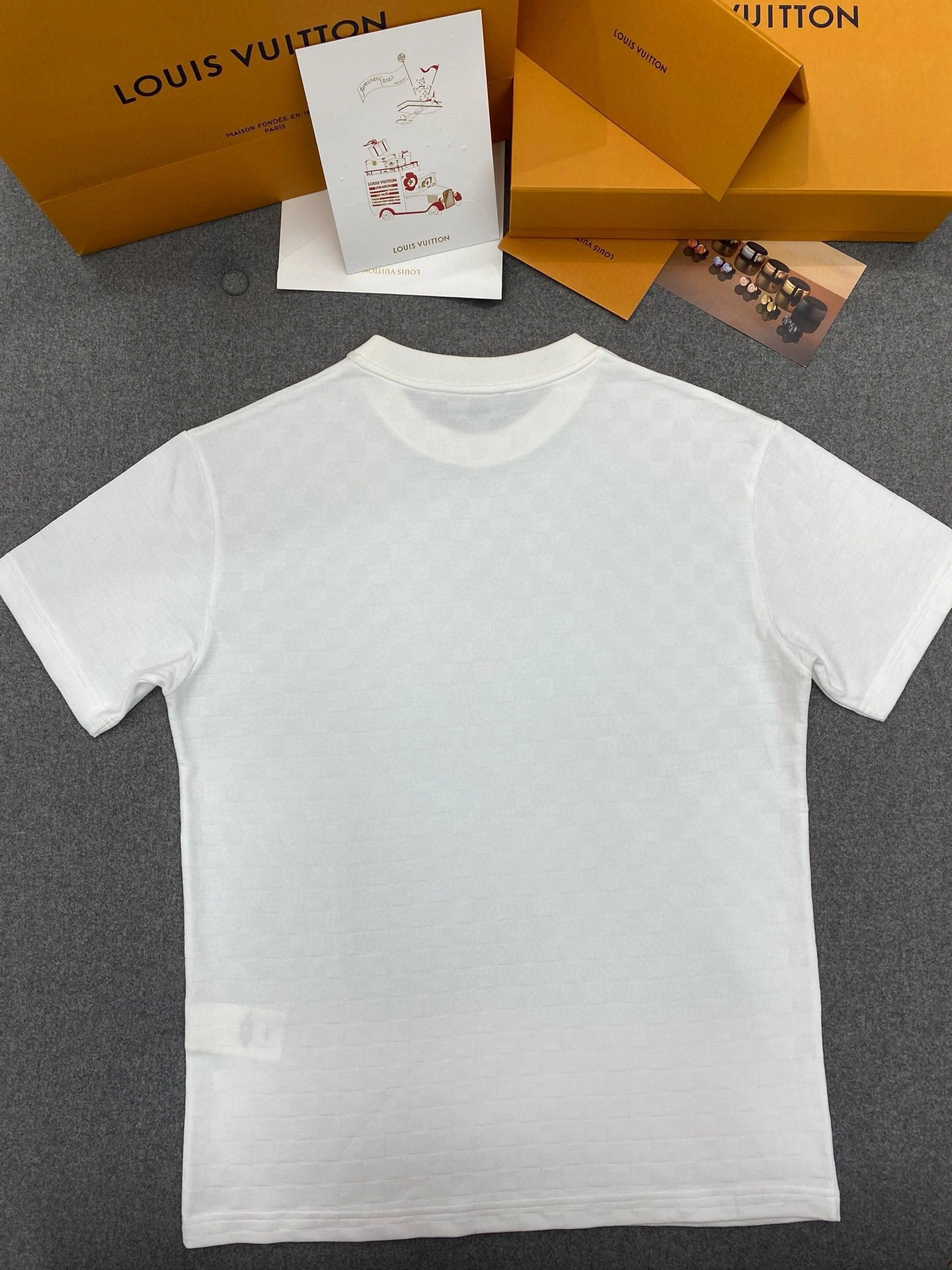 Bald eagle- 8V high quality version 2Colour item:D-F801G0709-2