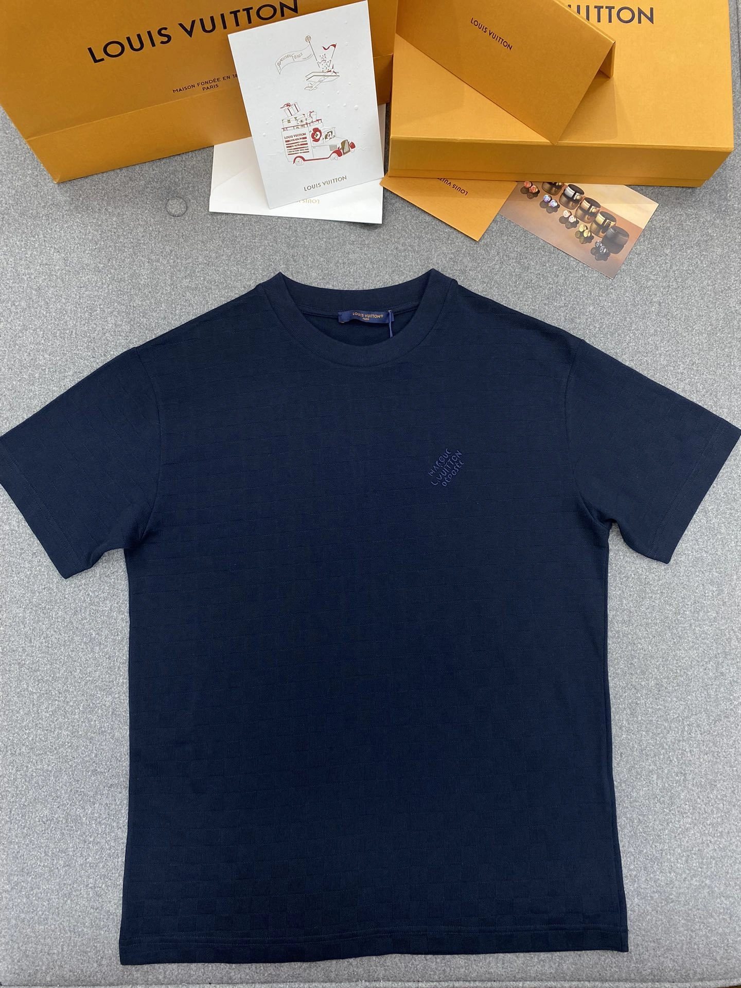 Bald eagle- 8V high quality version 2Colour item:D-F801G0709-2