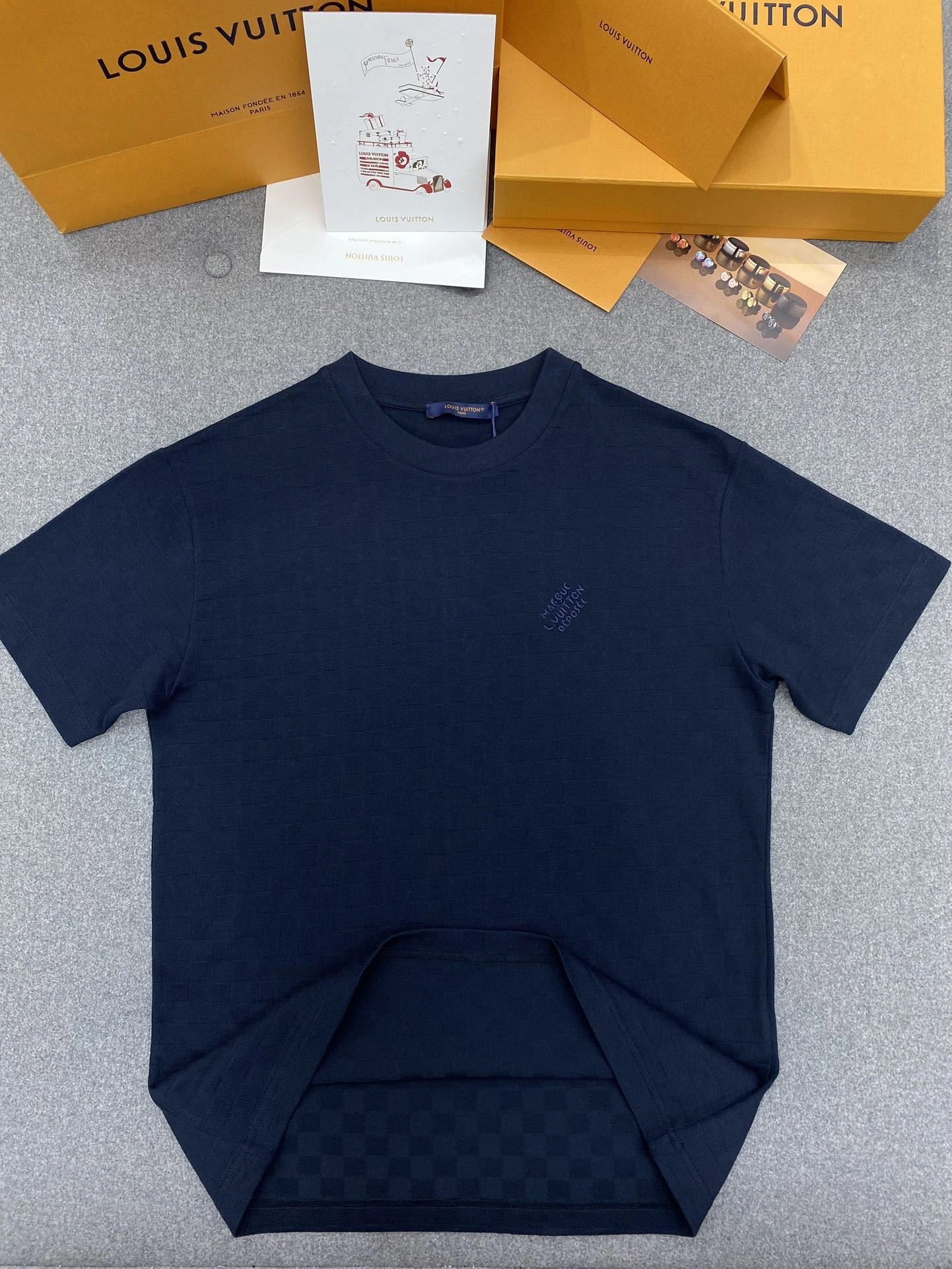 Bald eagle- 8V high quality version 2Colour item:D-F801G0709-2