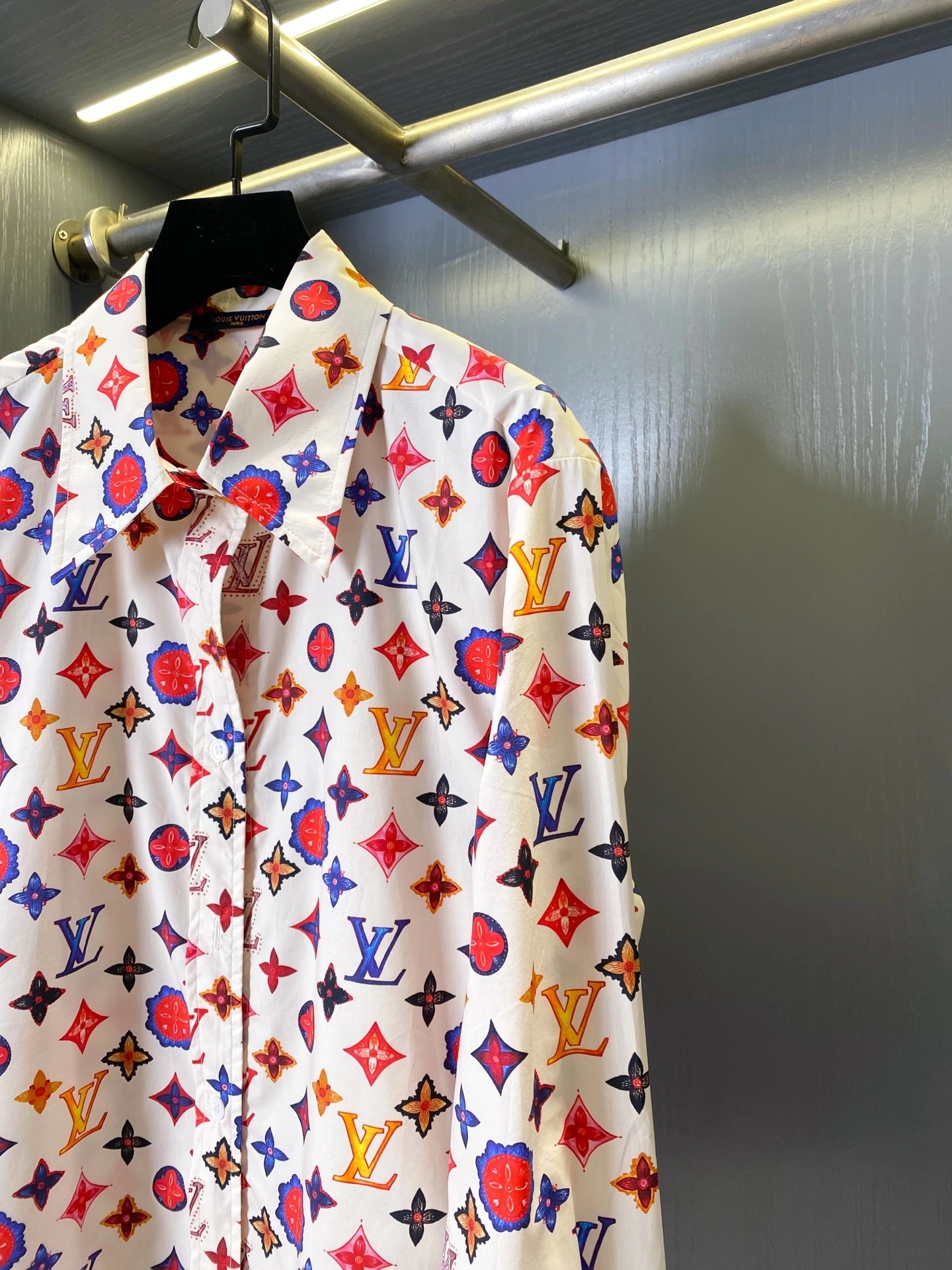 Bald eagle- 8V mulberry silk high quality version item:E-F020C3020