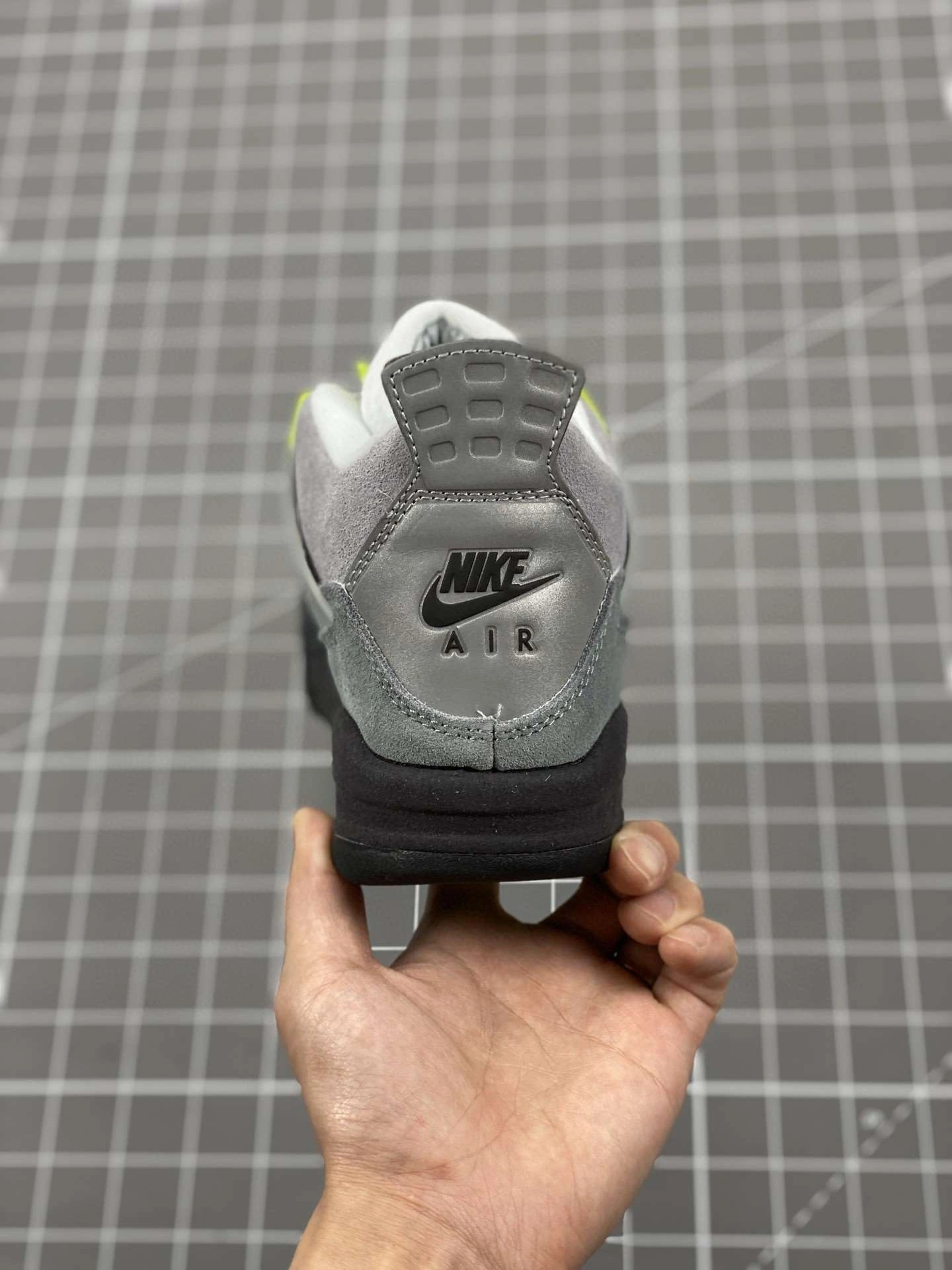 &*Ball shoes-CT5342-007 95 Neon item ：006E063X0399E1505