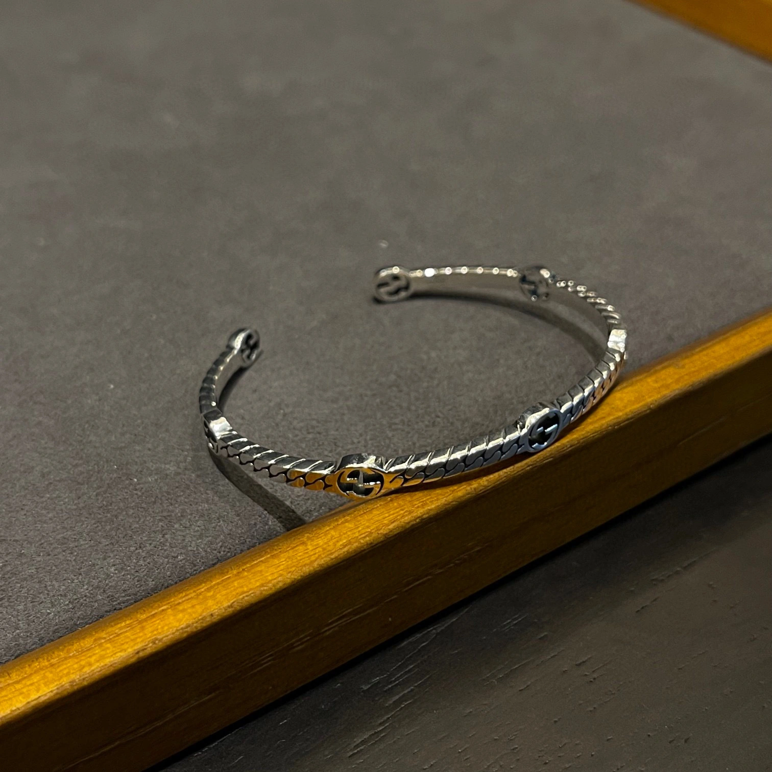 &&Barbara----- item:B-S092H1852
