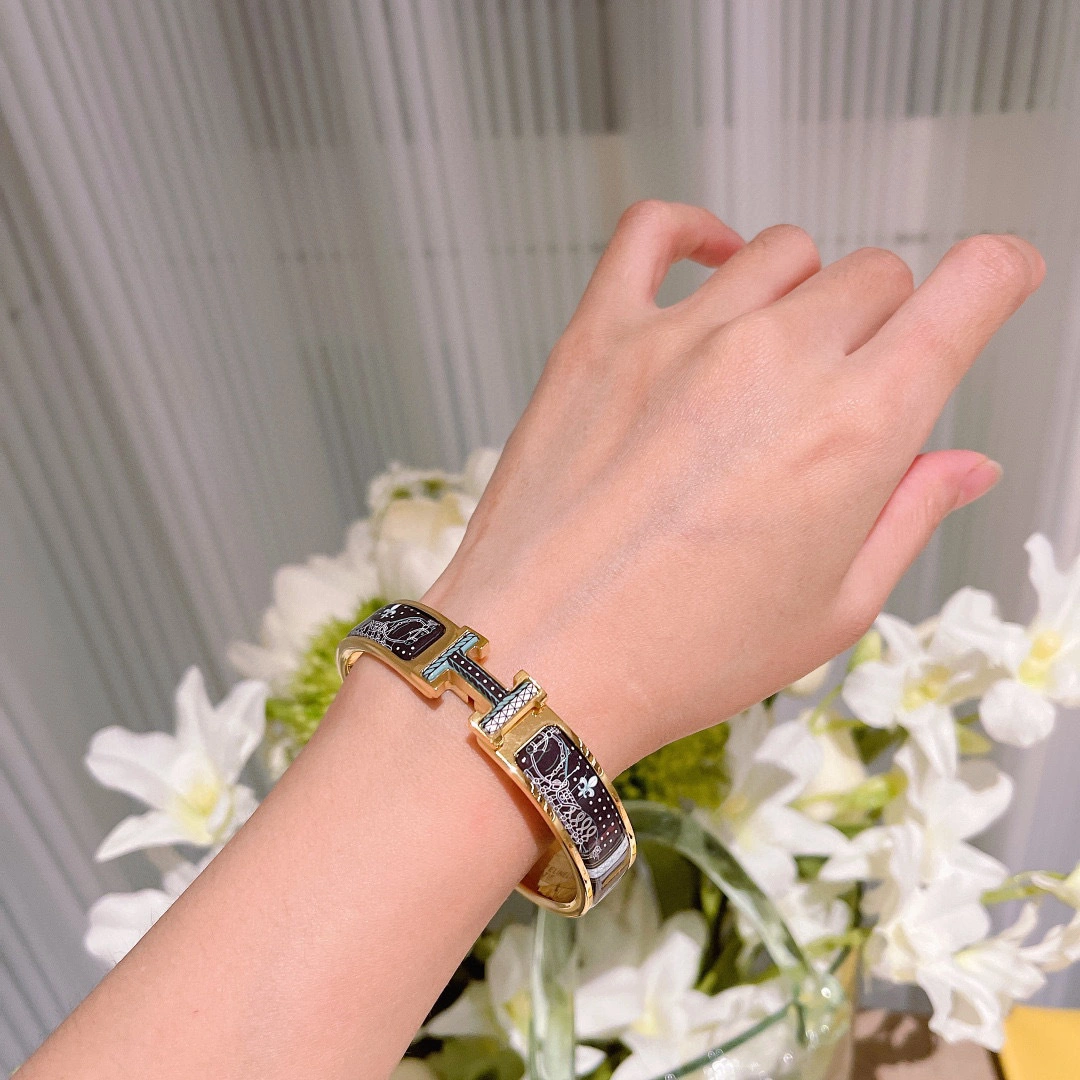 &&Barbara----- item:B-S092H1868