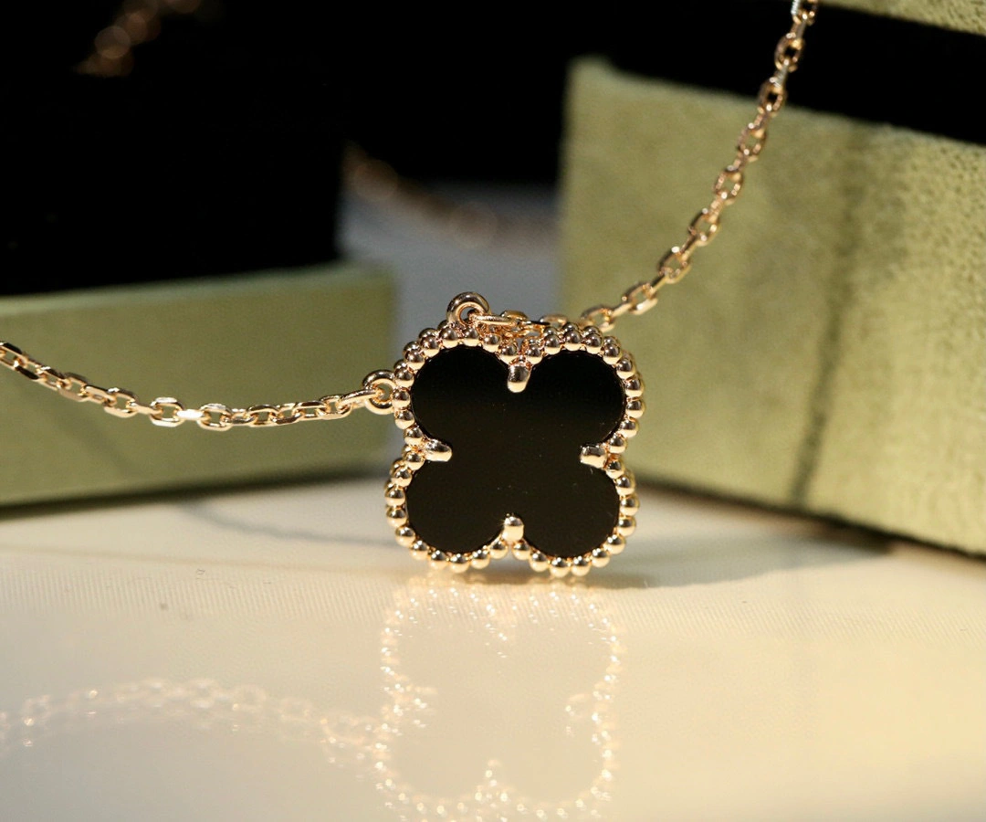 !&&&&Barbara----- item:B-S092J6438T