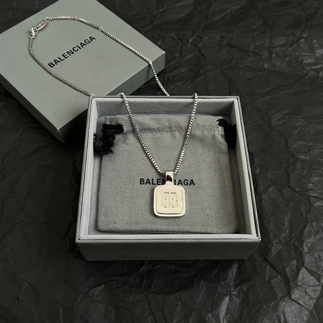 Barbara -- 218593i161 necklace 2colour item:E-S092L3167-2H