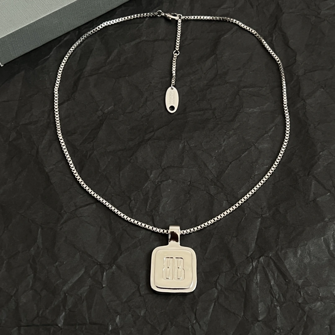 Barbara -- 218593i161 necklace 2colour item:E-S092L3167-2H