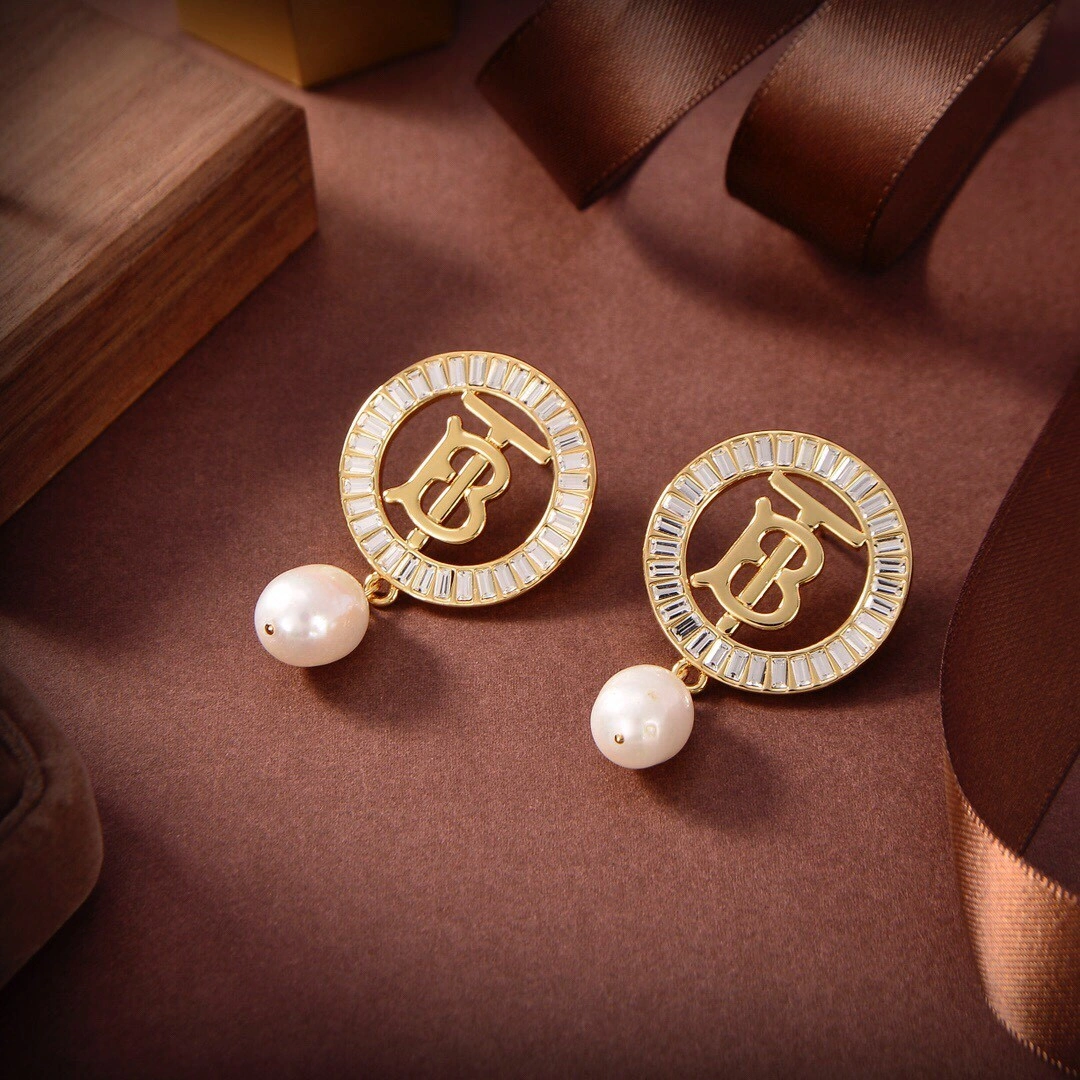 Barbara -- 2ur25rry earrings item:E-S092L3182H