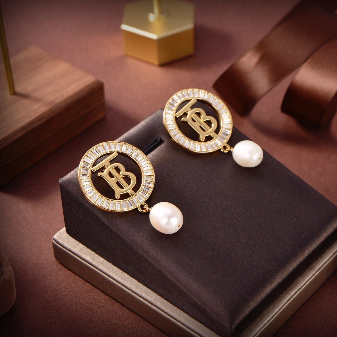 Barbara -- 2ur25rry earrings item:E-S092L3182H