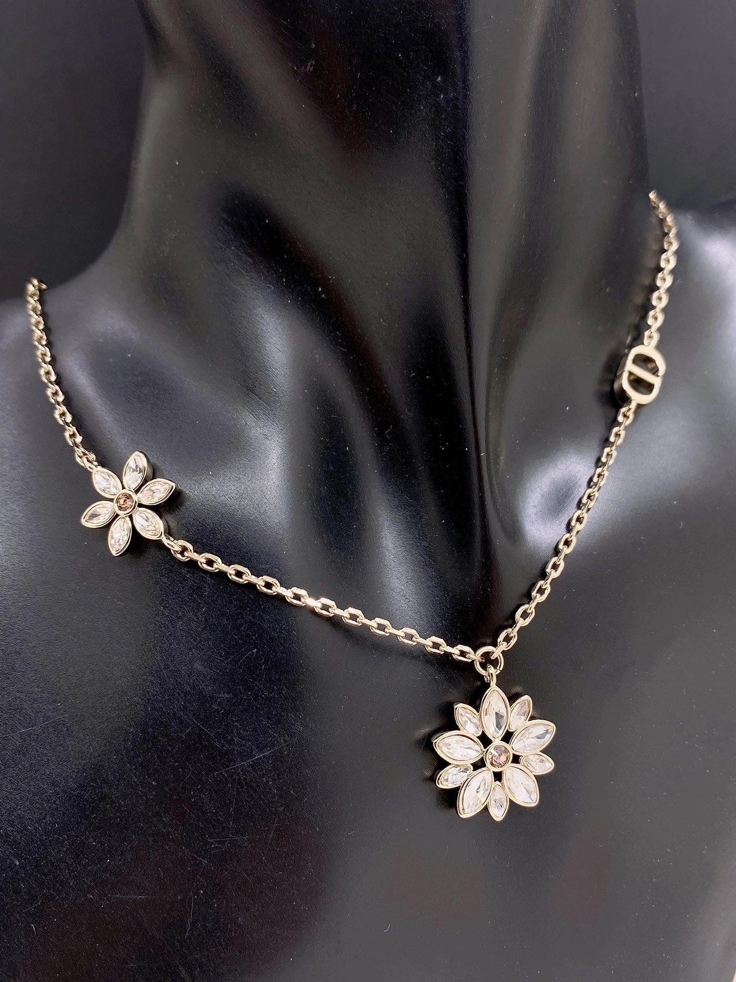 Barbara -- 4ior necklace item:E-S092L3155H