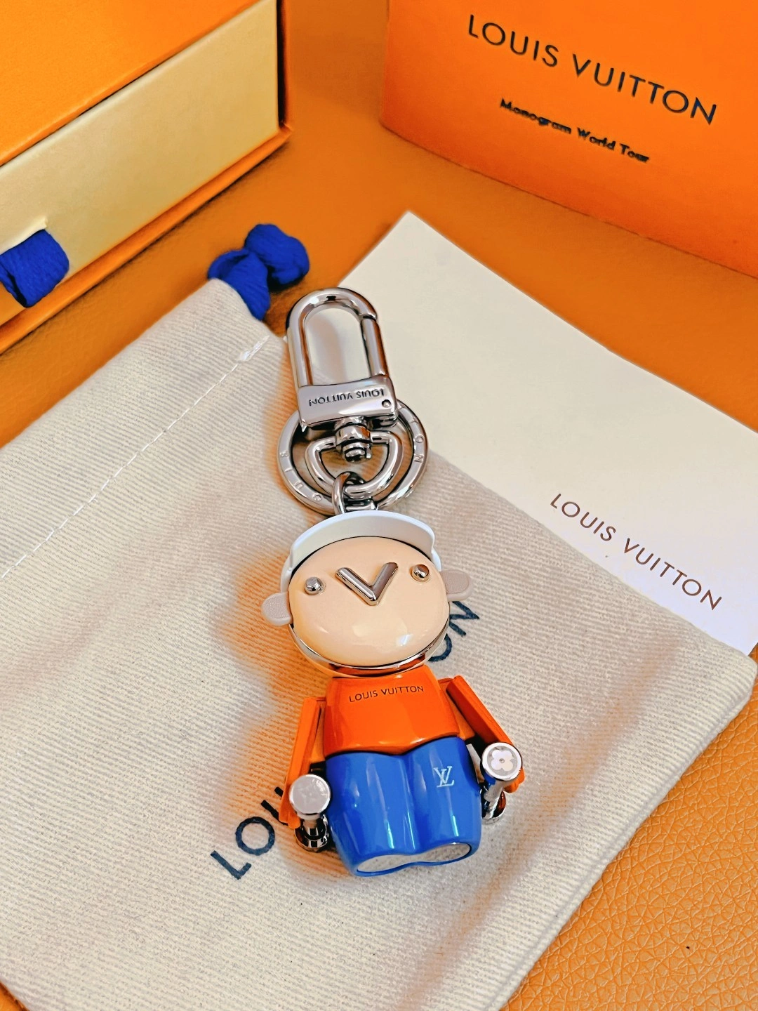 Barbara -- 8V M01197 Gaston Gym Monogram item:E-S000L3176H