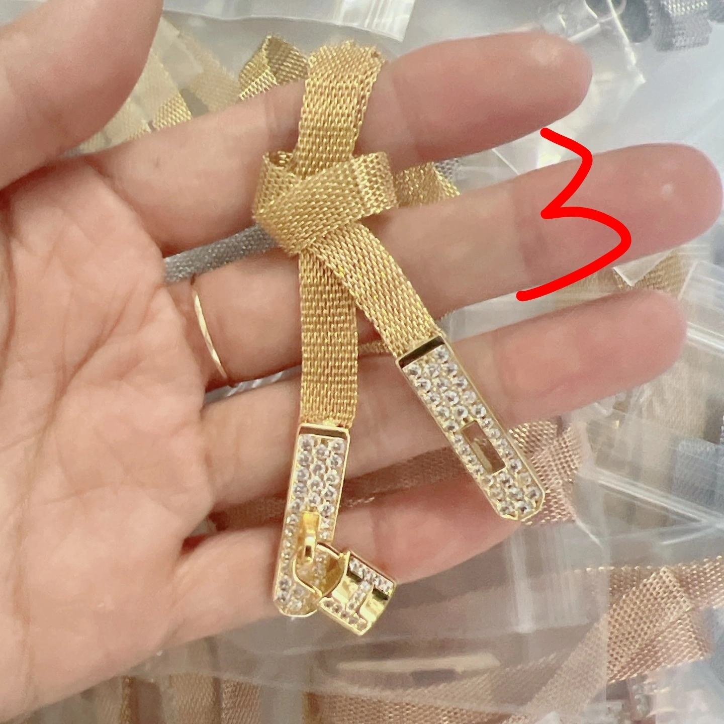 Barbara -- H5r75s necklace 3colour item:E-S092L3150-3H