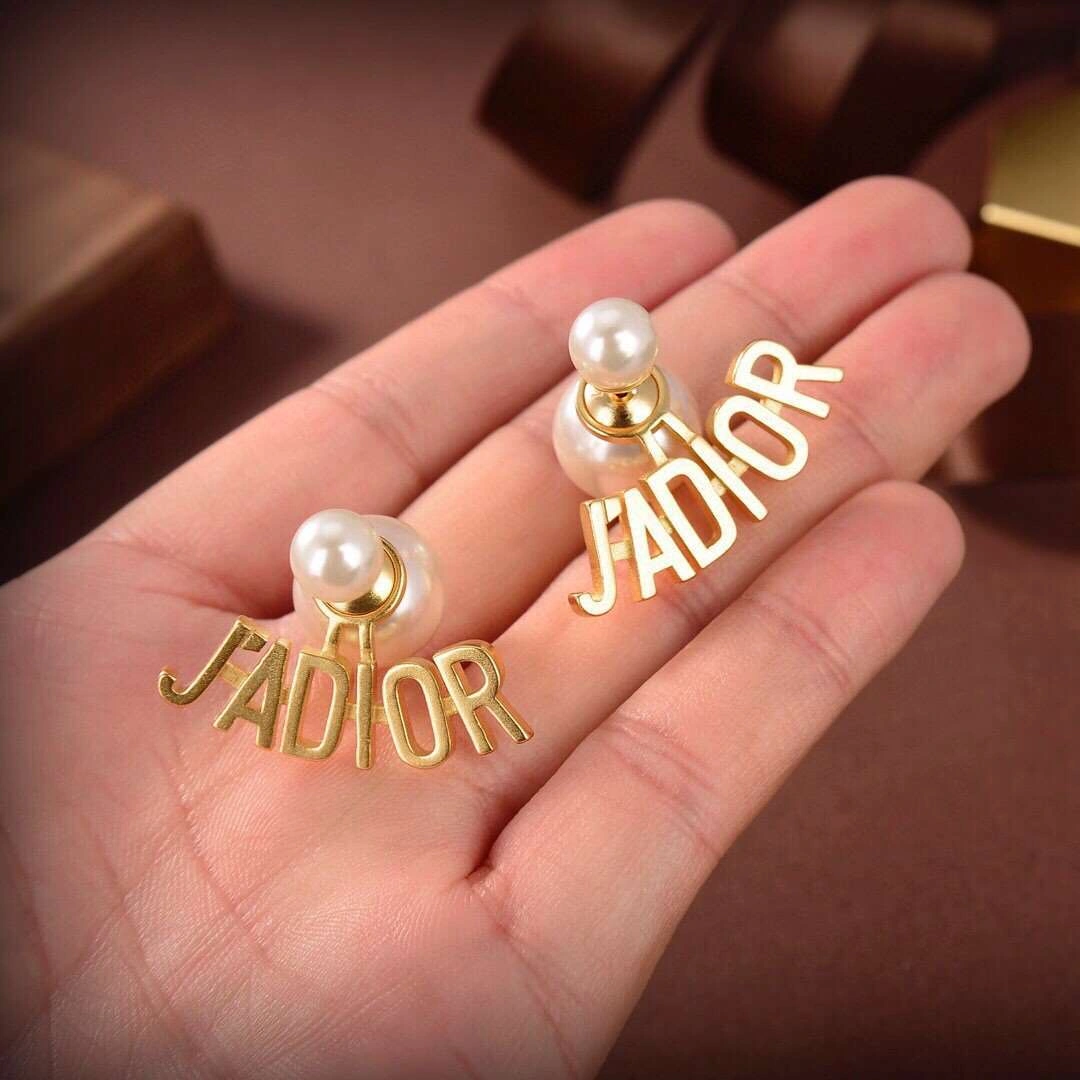 &*Barbara--- brass item :A-S192H0445