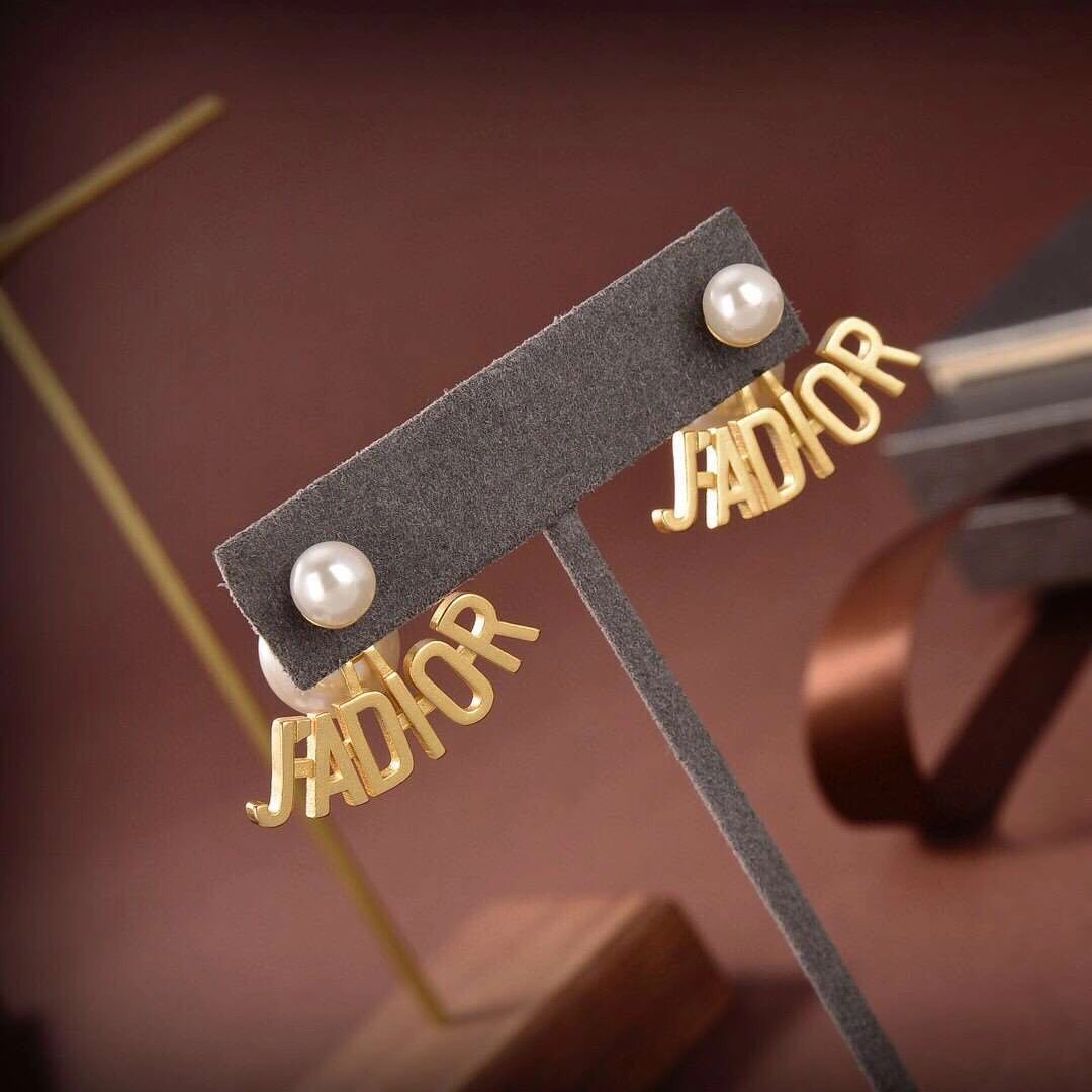 &*Barbara--- brass item :A-S192H0445