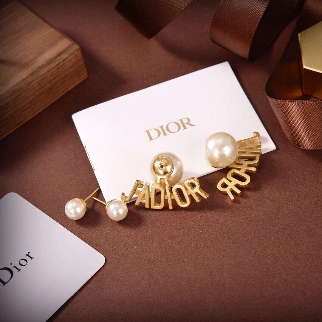 &*Barbara--- brass item :A-S192H0445